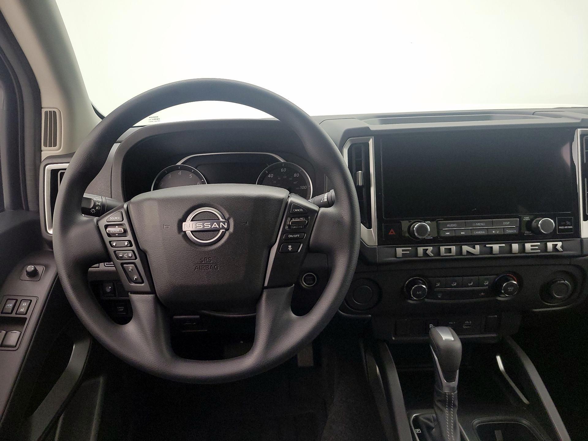 Thumbnail: 2025 Nissan Frontier - 10