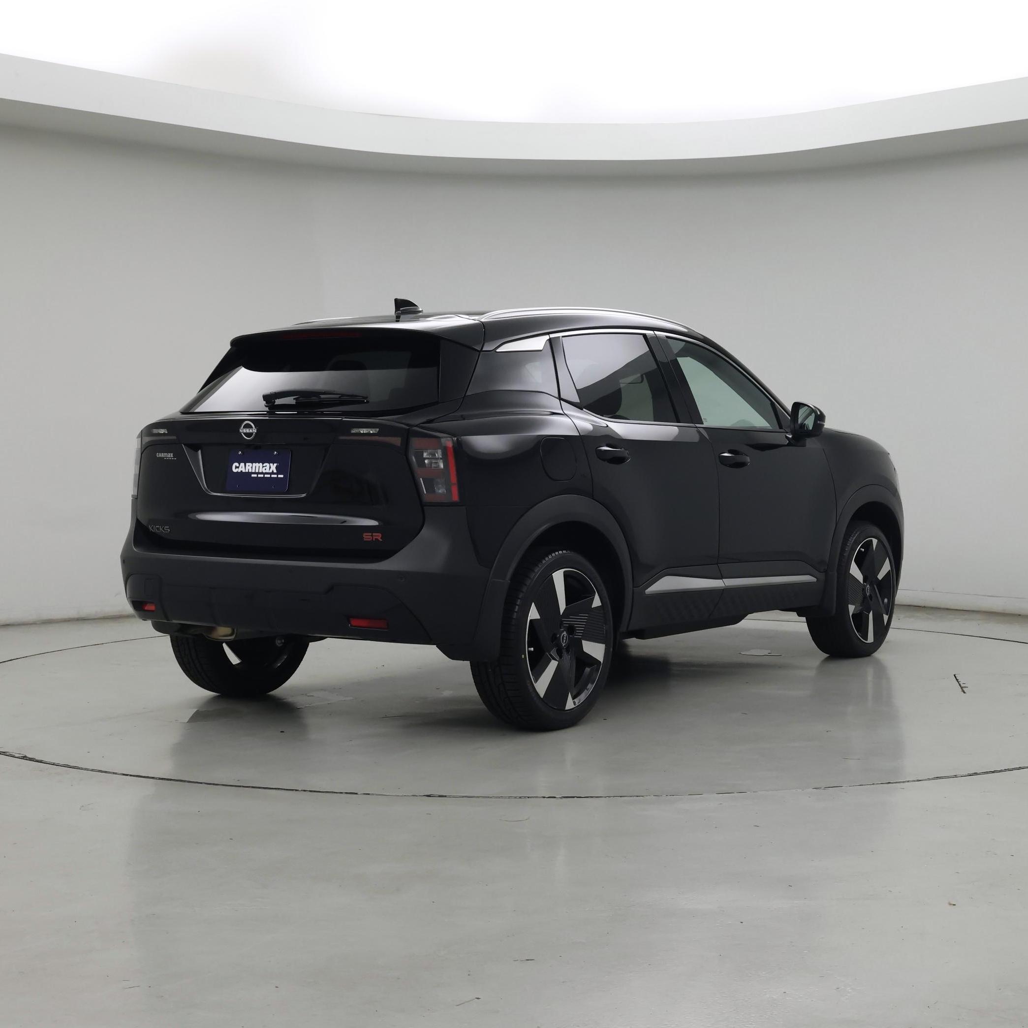Thumbnail: 2026 Nissan Kicks - 8