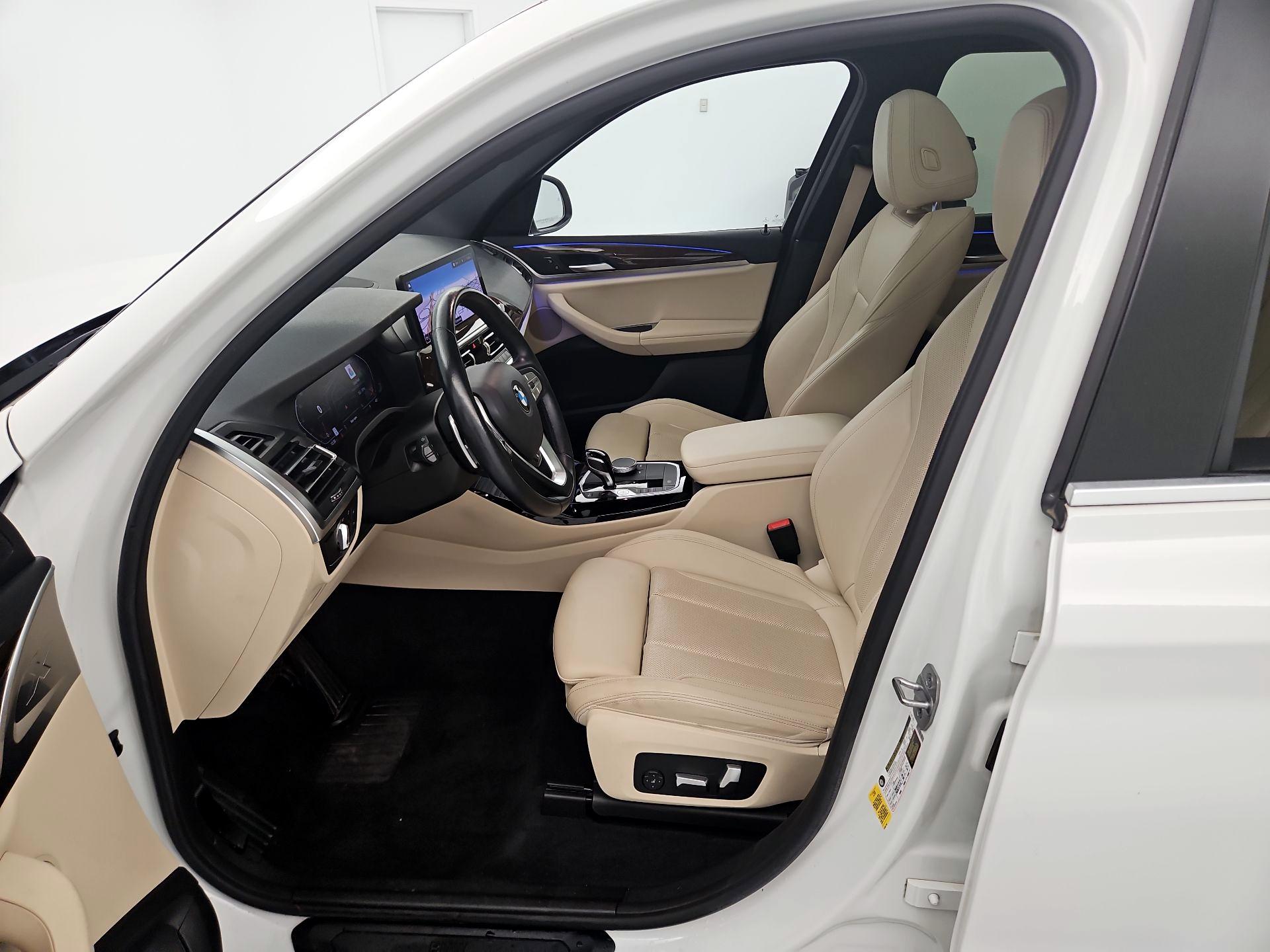 Thumbnail: 2022 BMW X3 - 11