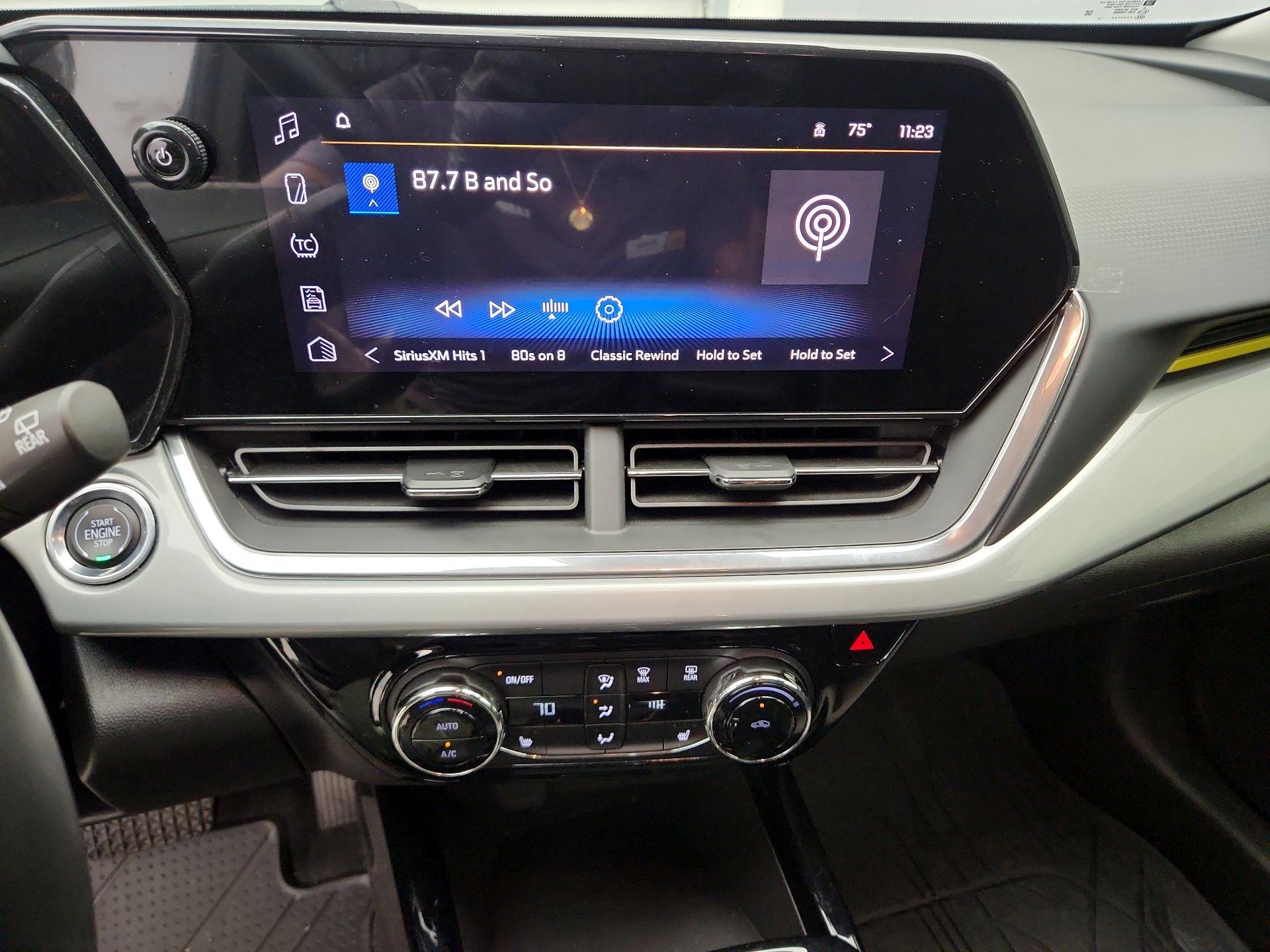 Thumbnail: 2024 Chevrolet Trax - 15