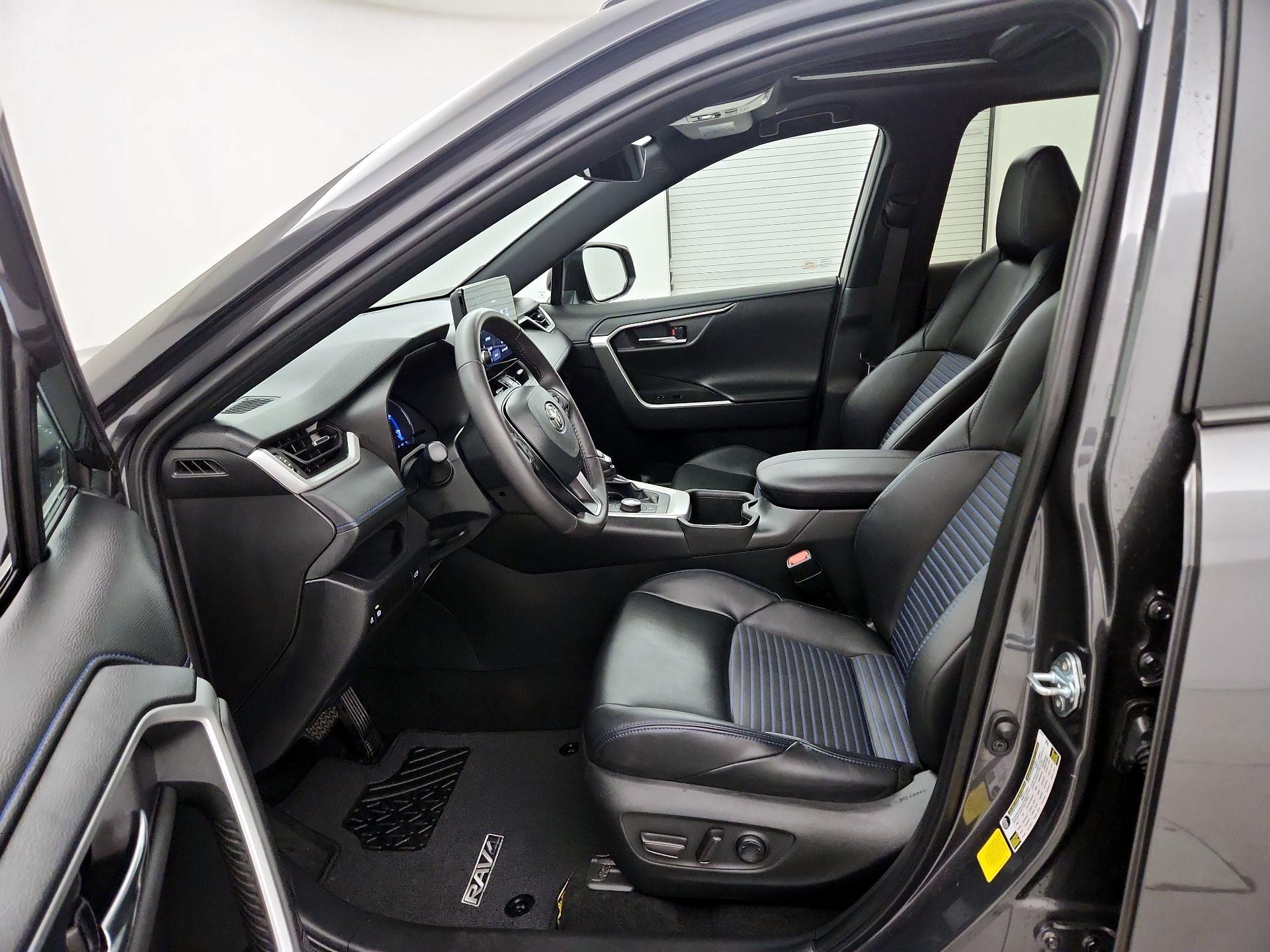 Thumbnail: 2024 Toyota RAV4 - 11