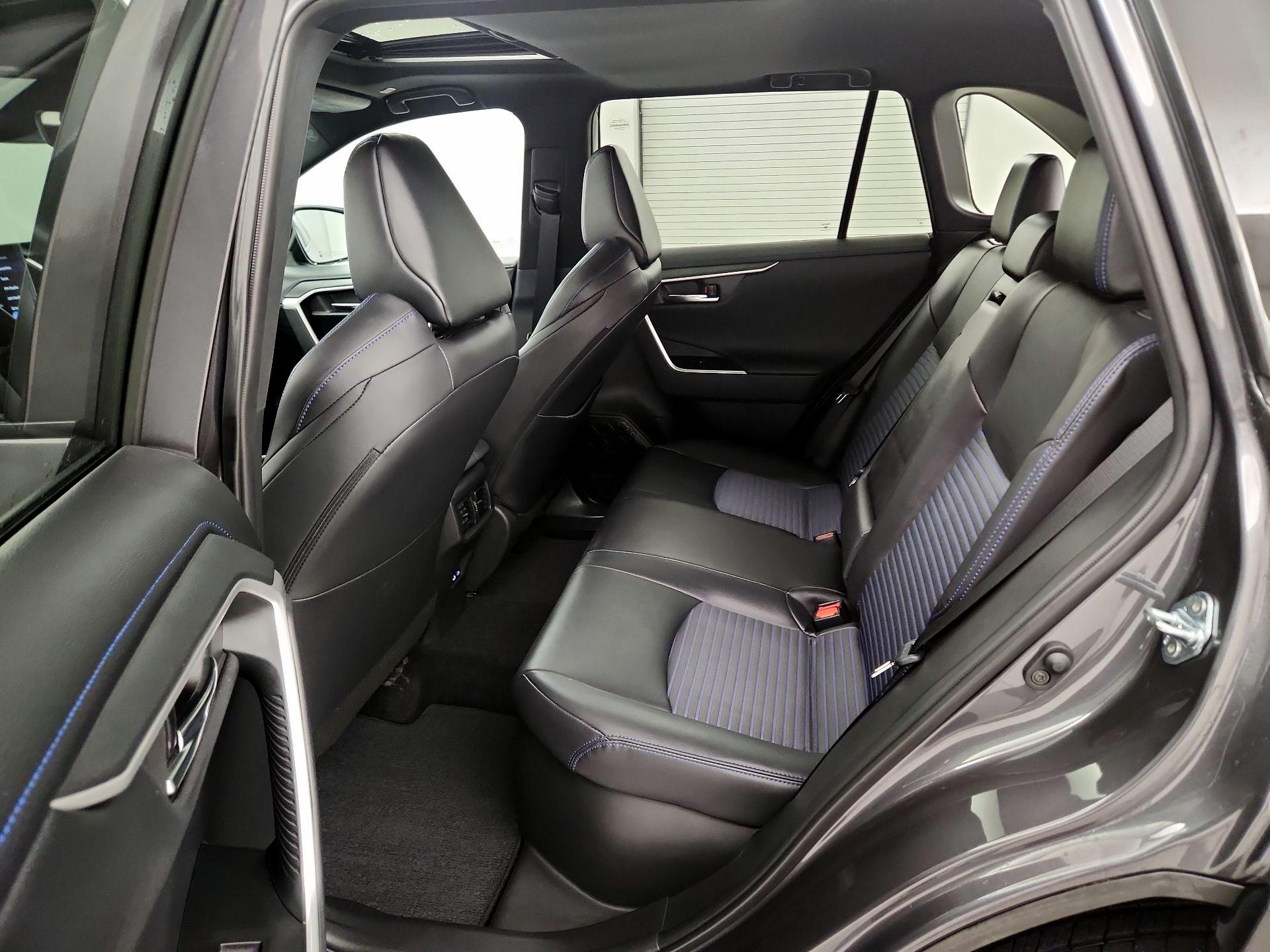 Thumbnail: 2024 Toyota RAV4 - 20