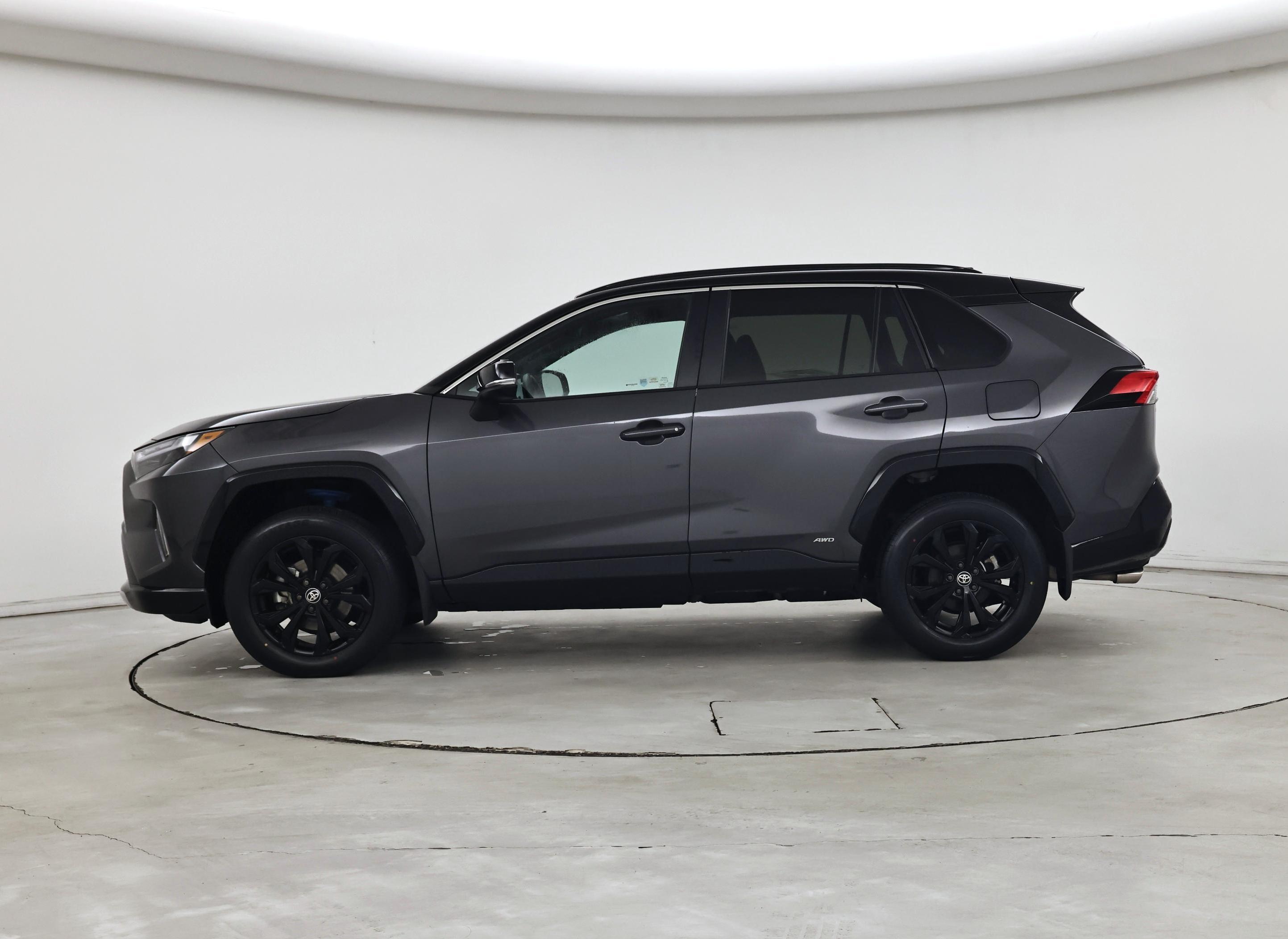 Thumbnail: 2024 Toyota RAV4 - 3