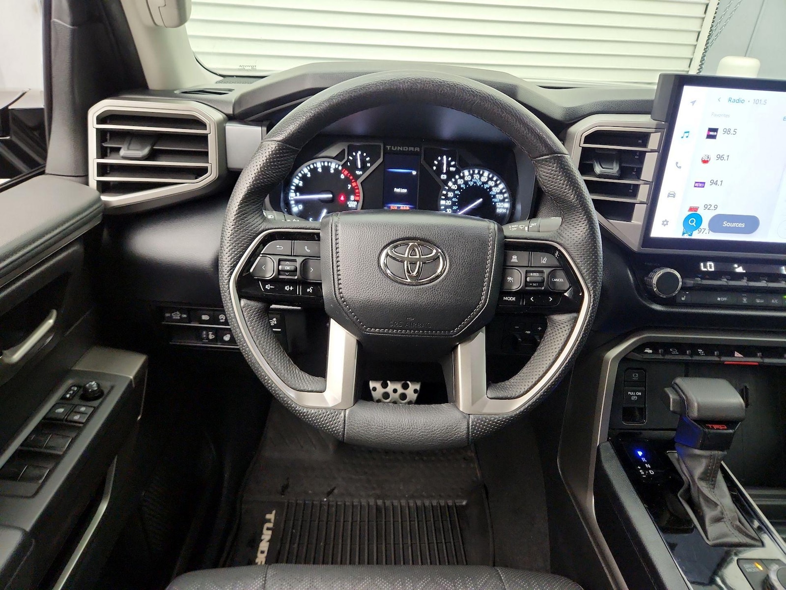 2023 Toyota Tundra SR5 - Photo 11