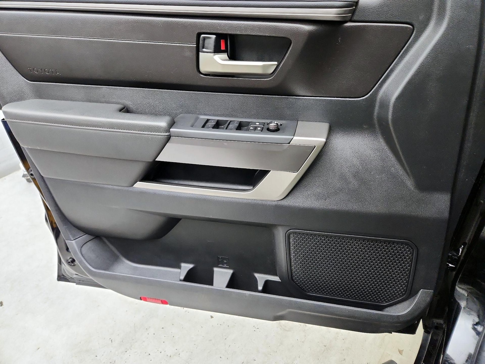 2023 Toyota Tundra SR5 - Photo 13