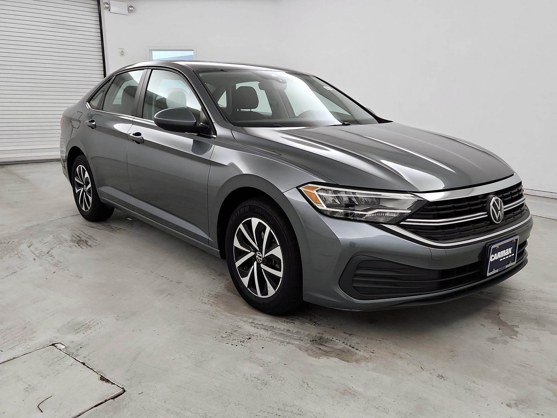 Thumbnail: 2024 Volkswagen Jetta - 1