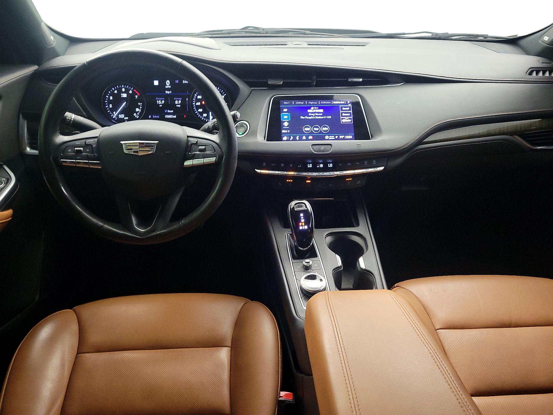 Thumbnail: 2021 Cadillac XT4 - 9