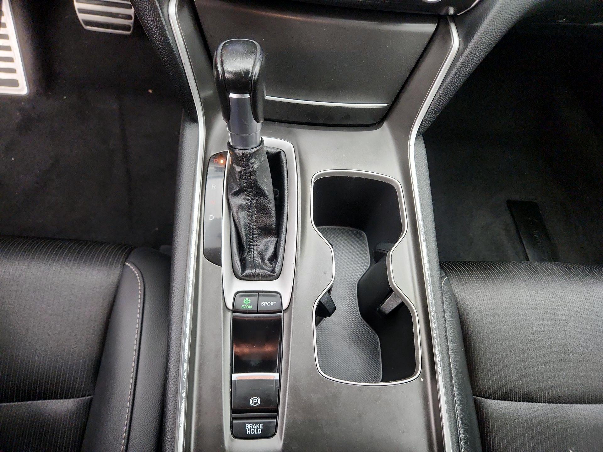Thumbnail: 2019 Honda Accord - 17