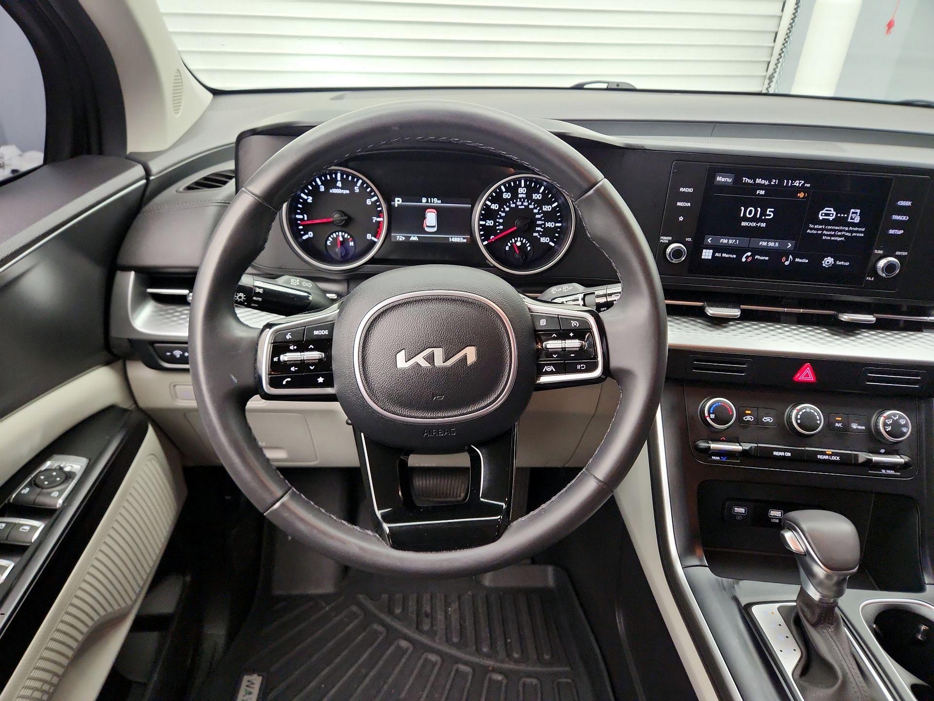 Thumbnail: 2024 Kia Carnival - 10