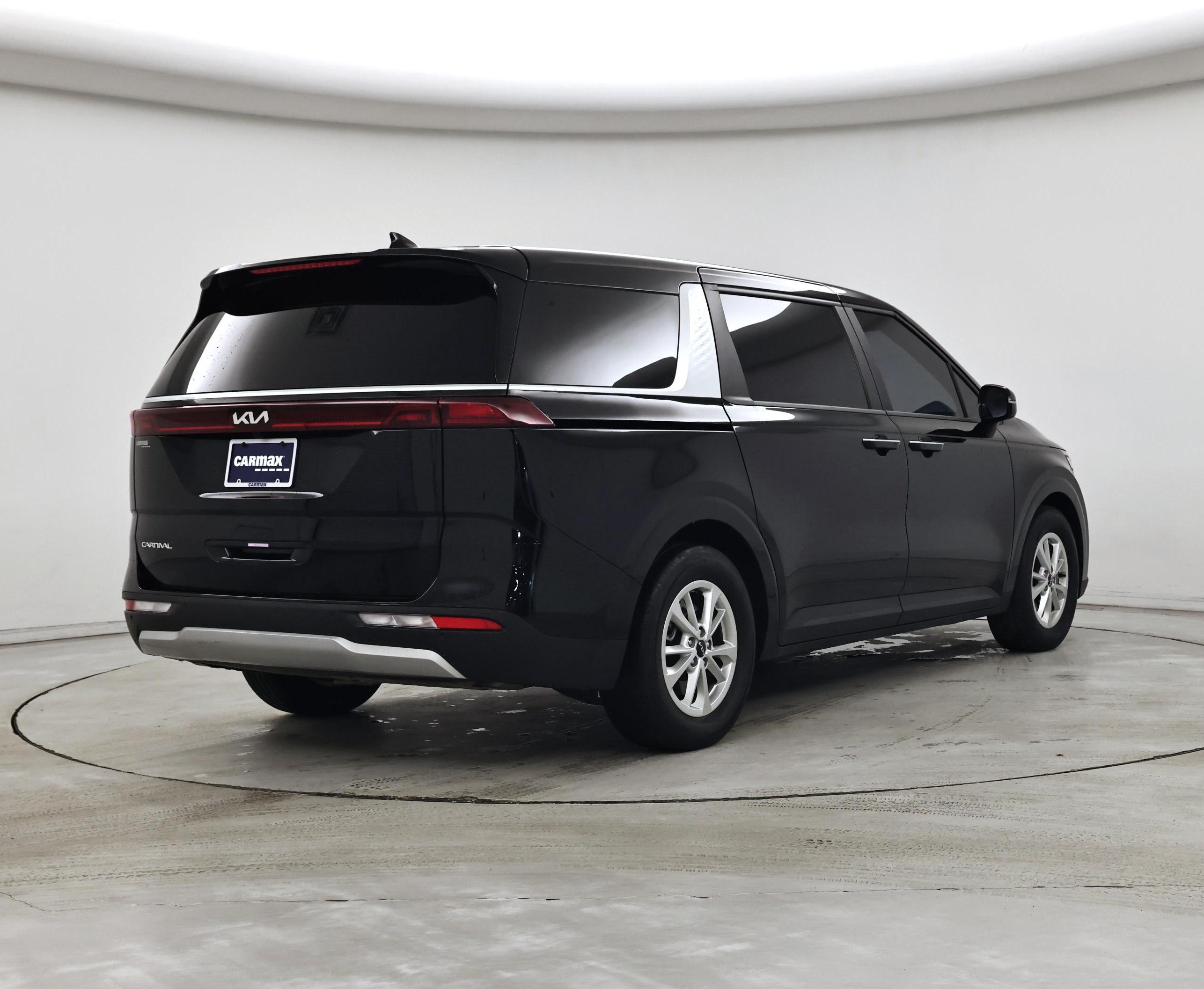 Thumbnail: 2024 Kia Carnival - 8