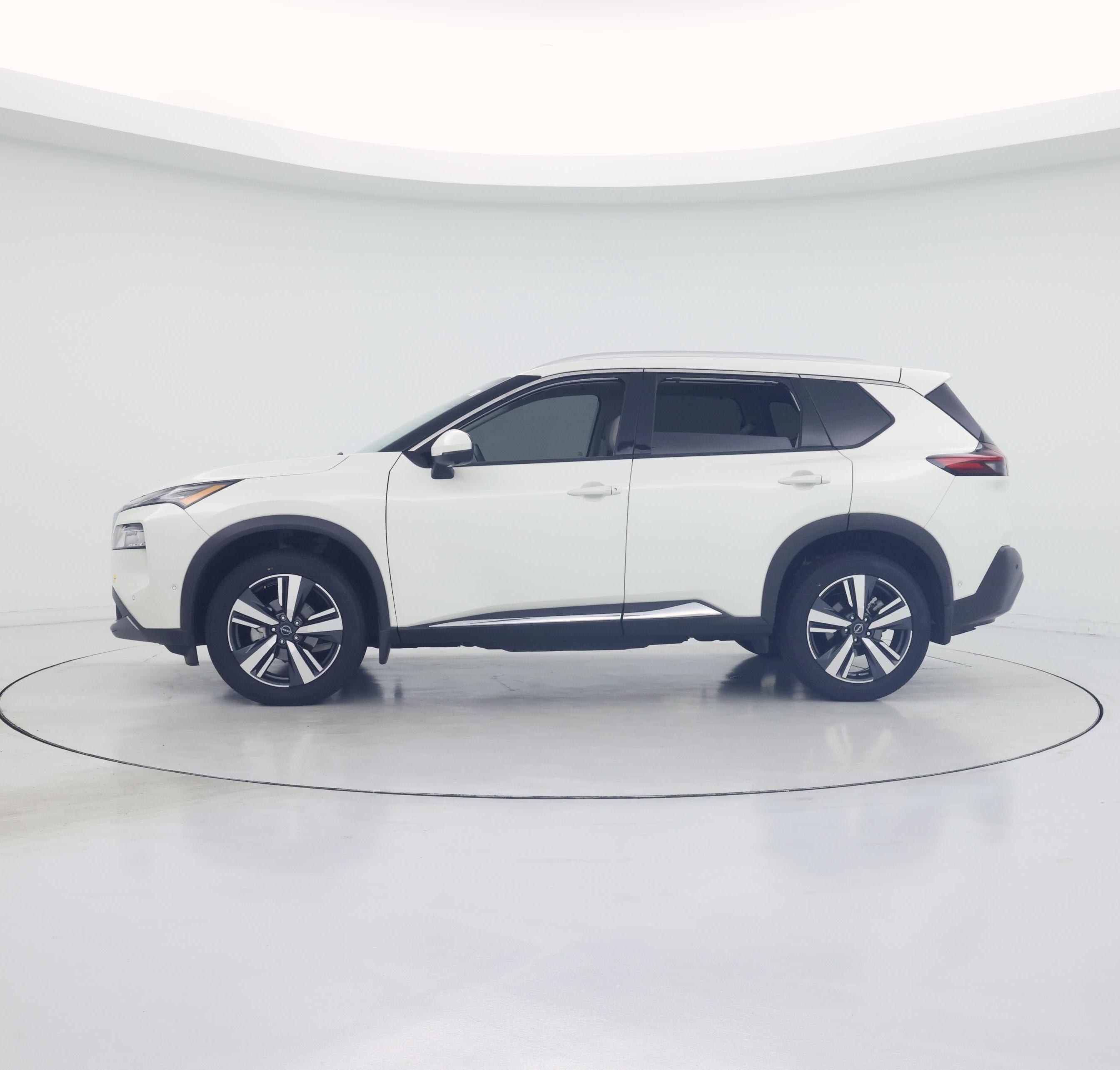 Thumbnail: 2023 Nissan Rogue - 3
