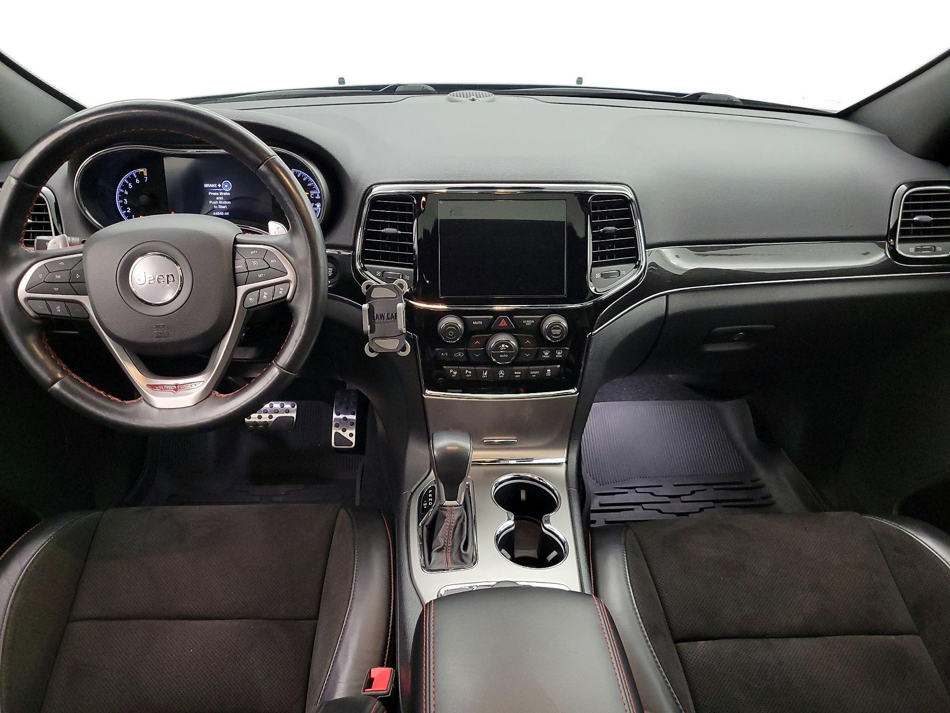 Thumbnail: 2020 Jeep Grand Cherokee - 9
