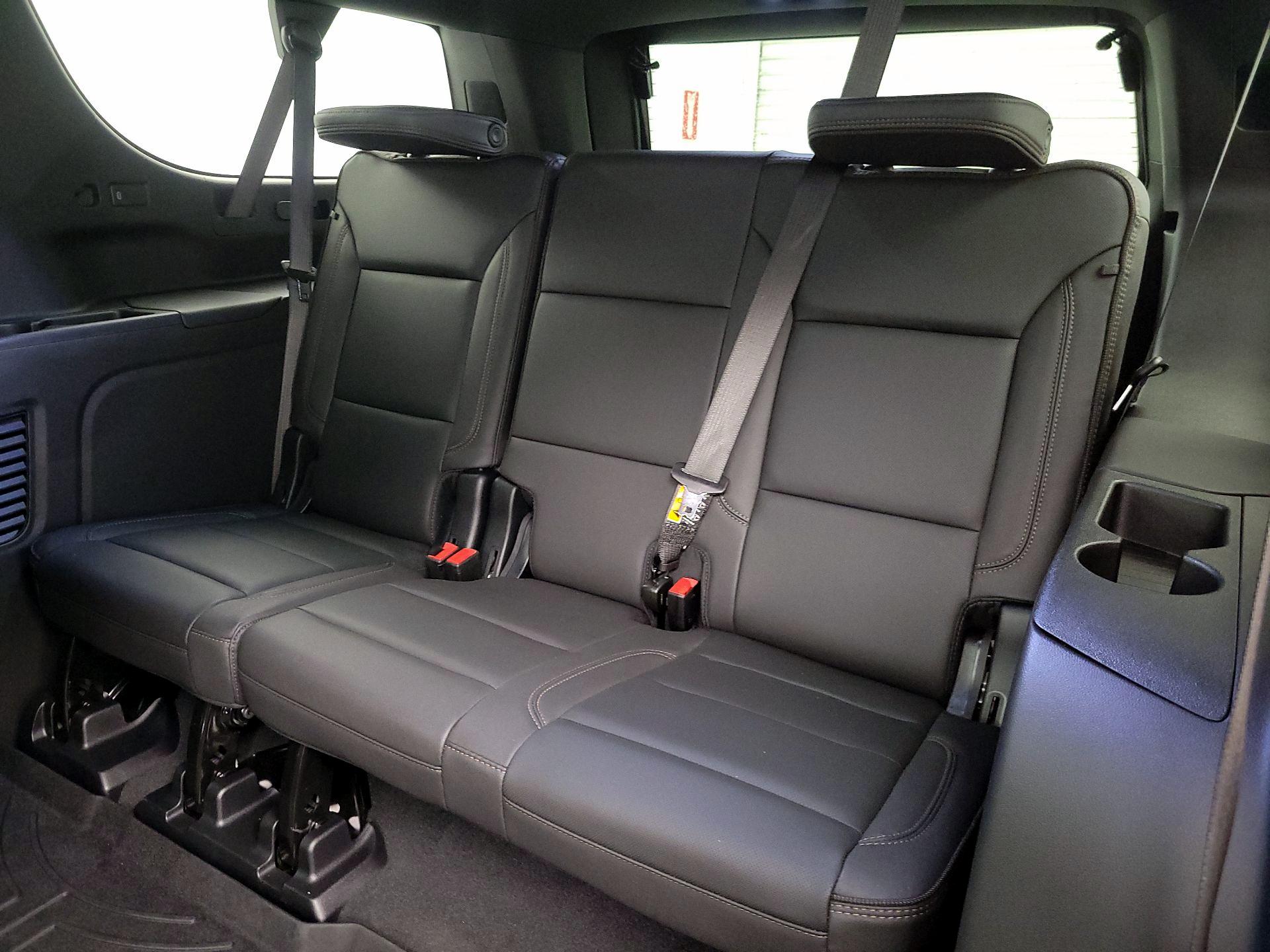 Thumbnail: 2025 Chevrolet Suburban - 20