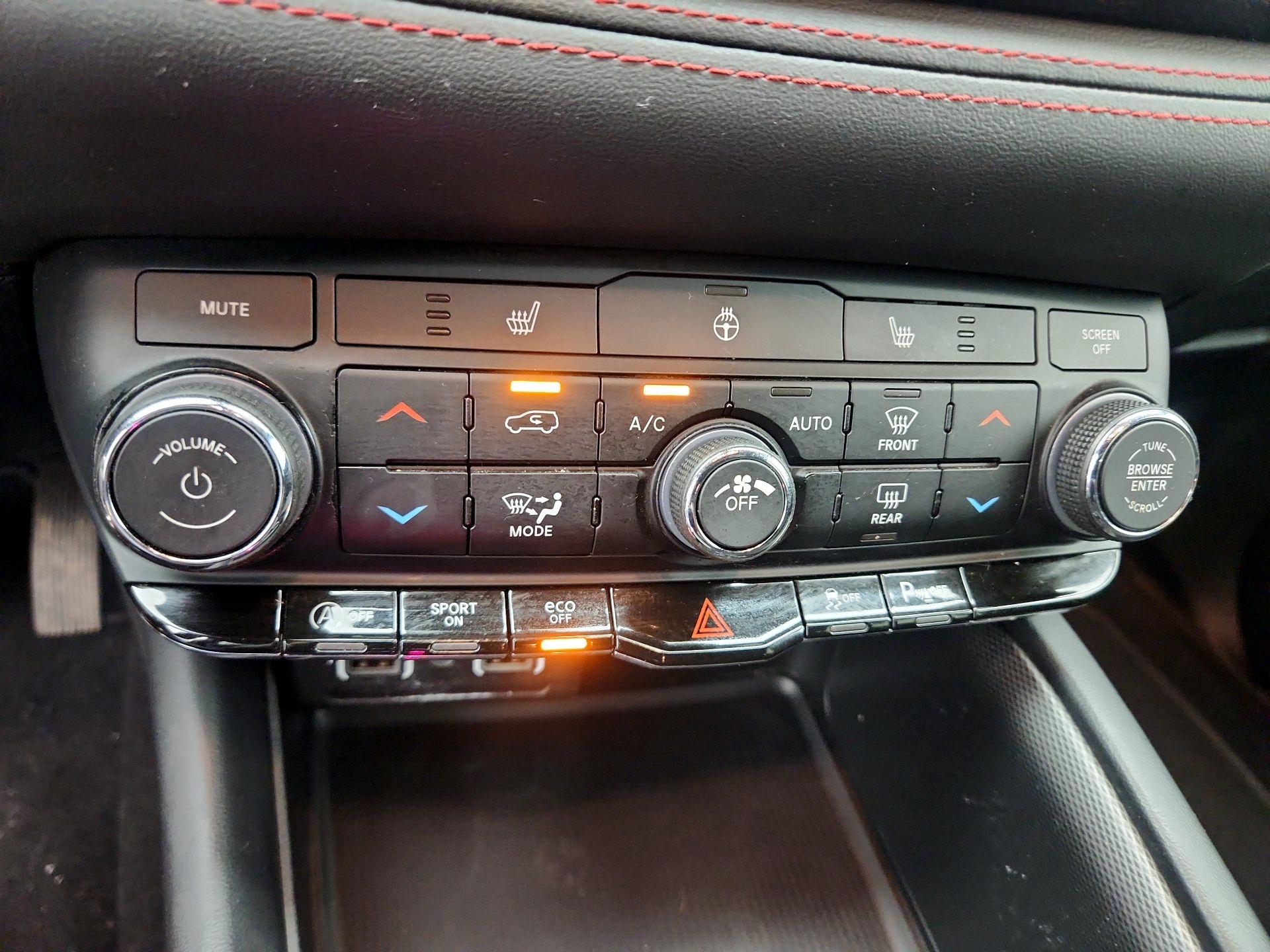 Thumbnail: 2025 Dodge Durango - 17