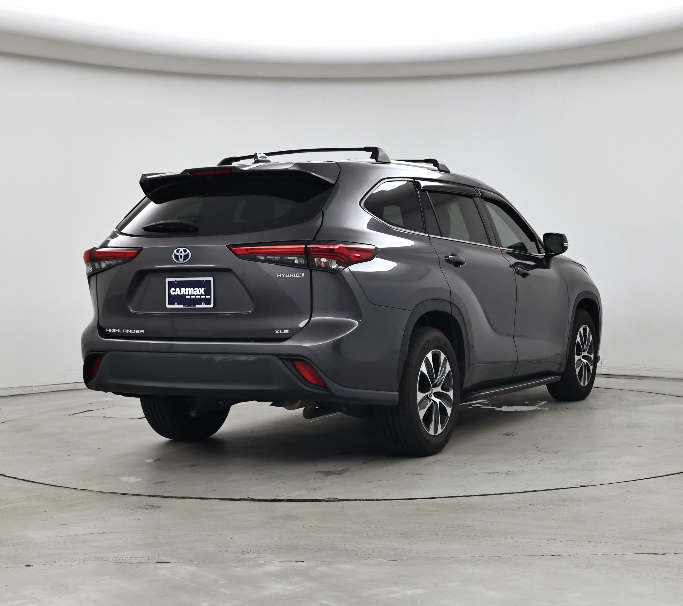 Thumbnail: 2022 Toyota Highlander - 8
