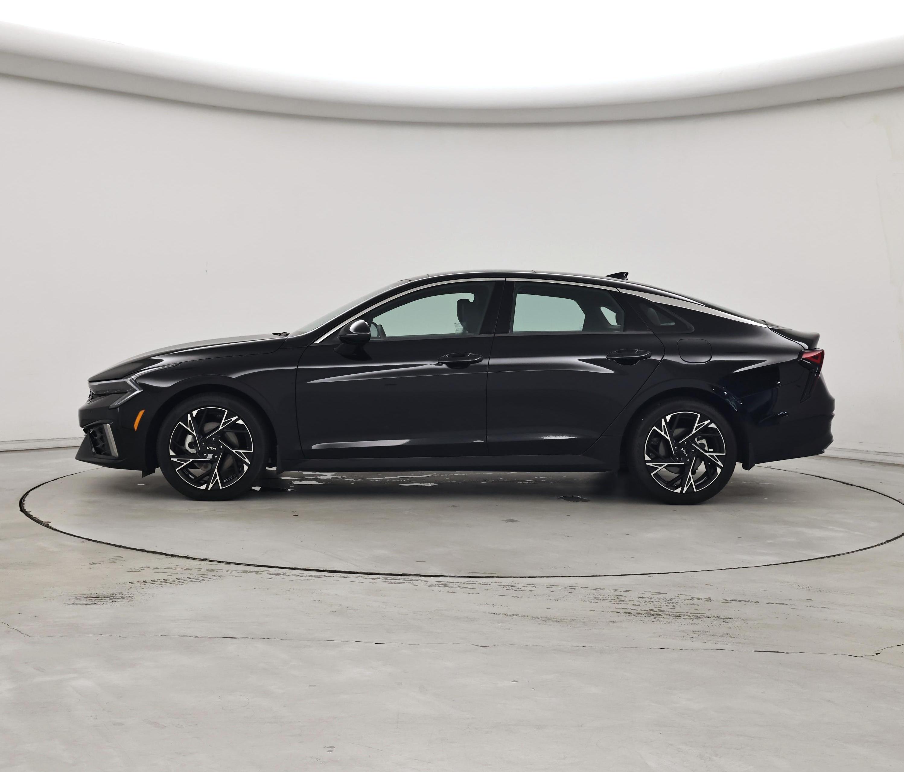 Thumbnail: 2025 Kia K5 - 3