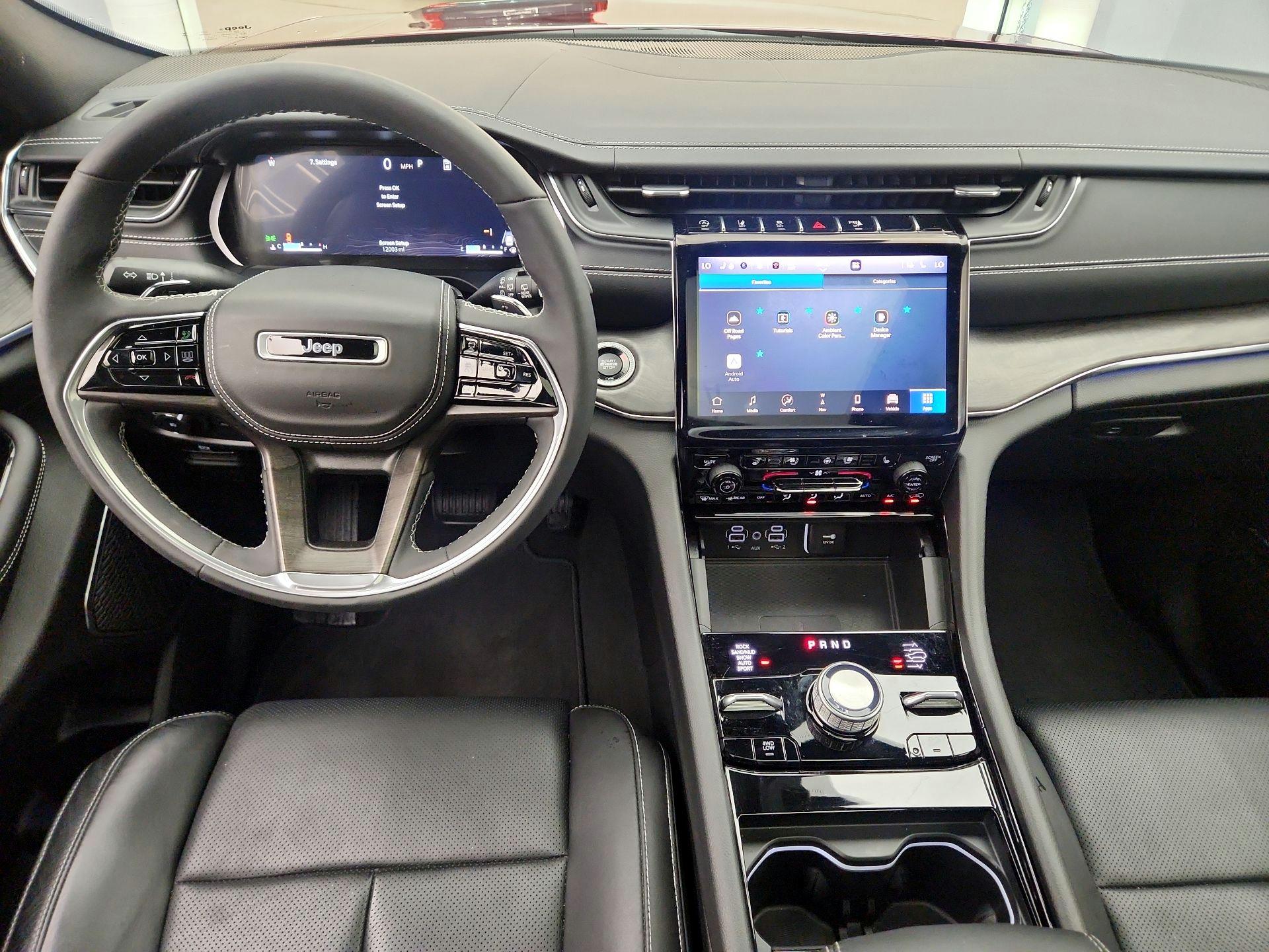 Thumbnail: 2023 Jeep Grand Cherokee - 9