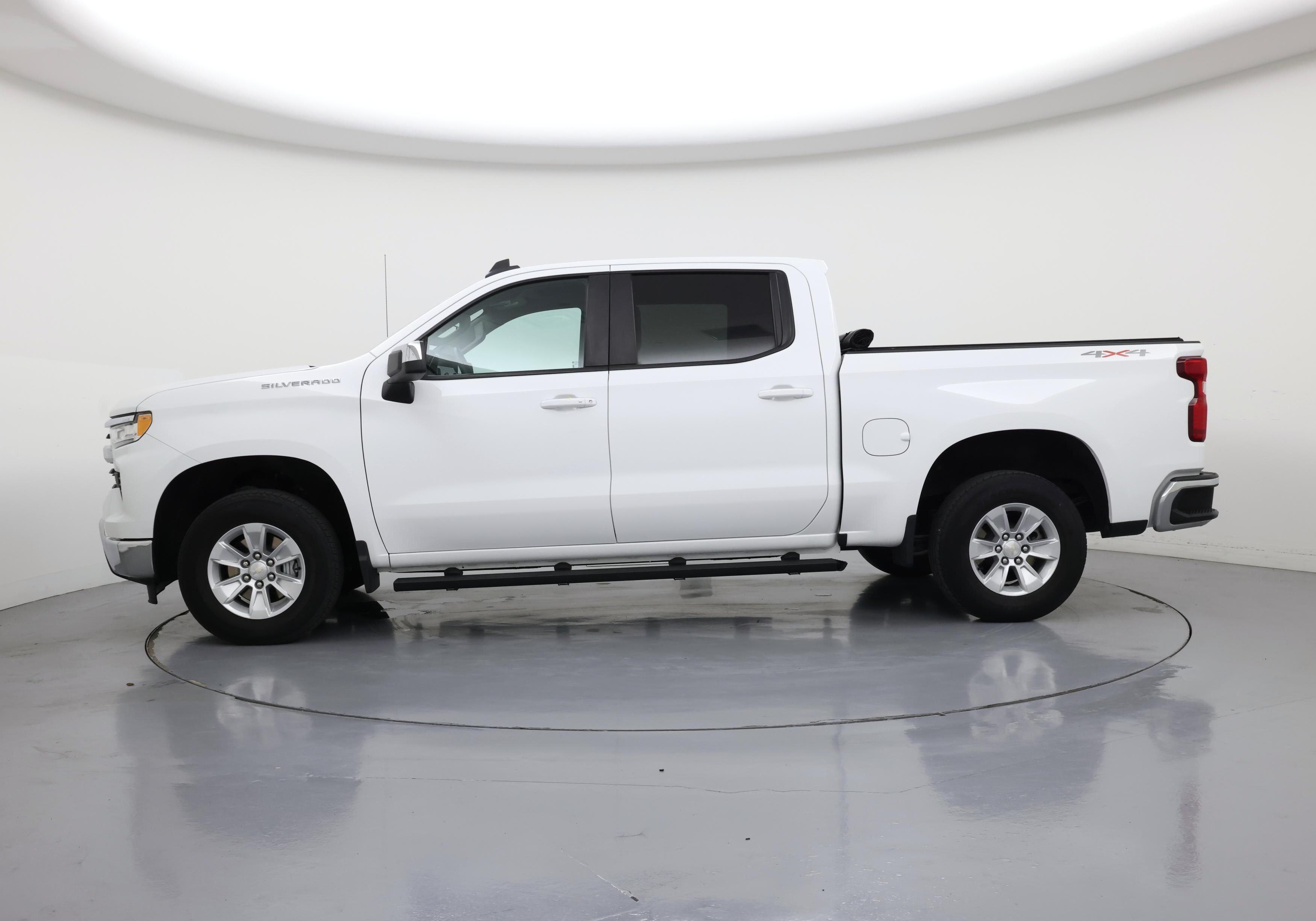 Thumbnail: 2023 Chevrolet Silverado 1500 - 3