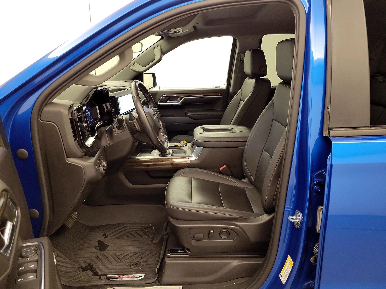 2022 Chevrolet Silverado 1500 RST - Photo 12