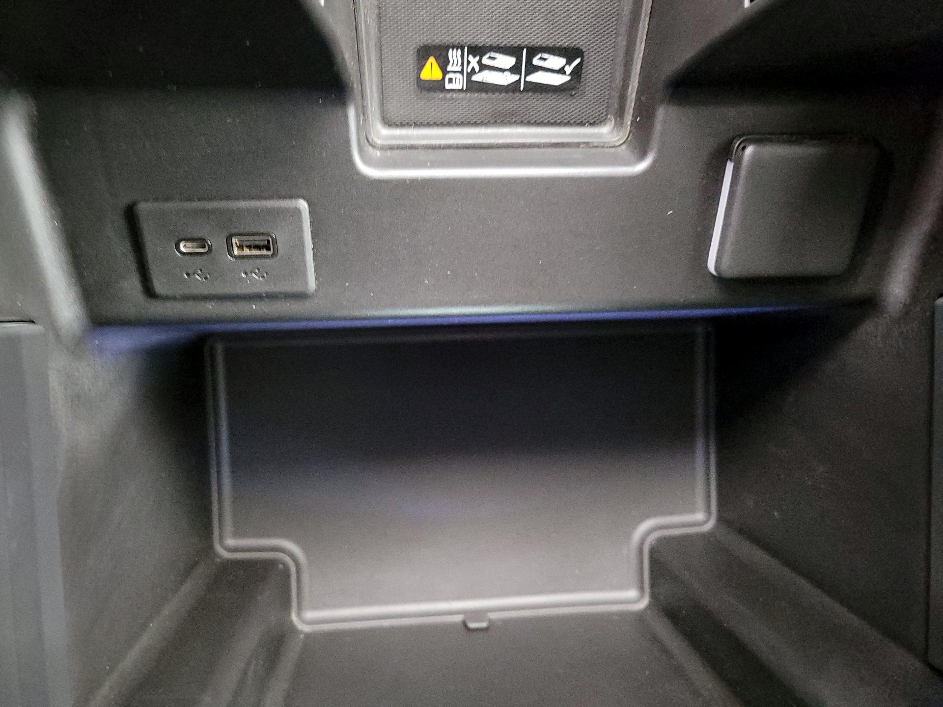 Thumbnail: 2022 Chevrolet Silverado 1500 - 19