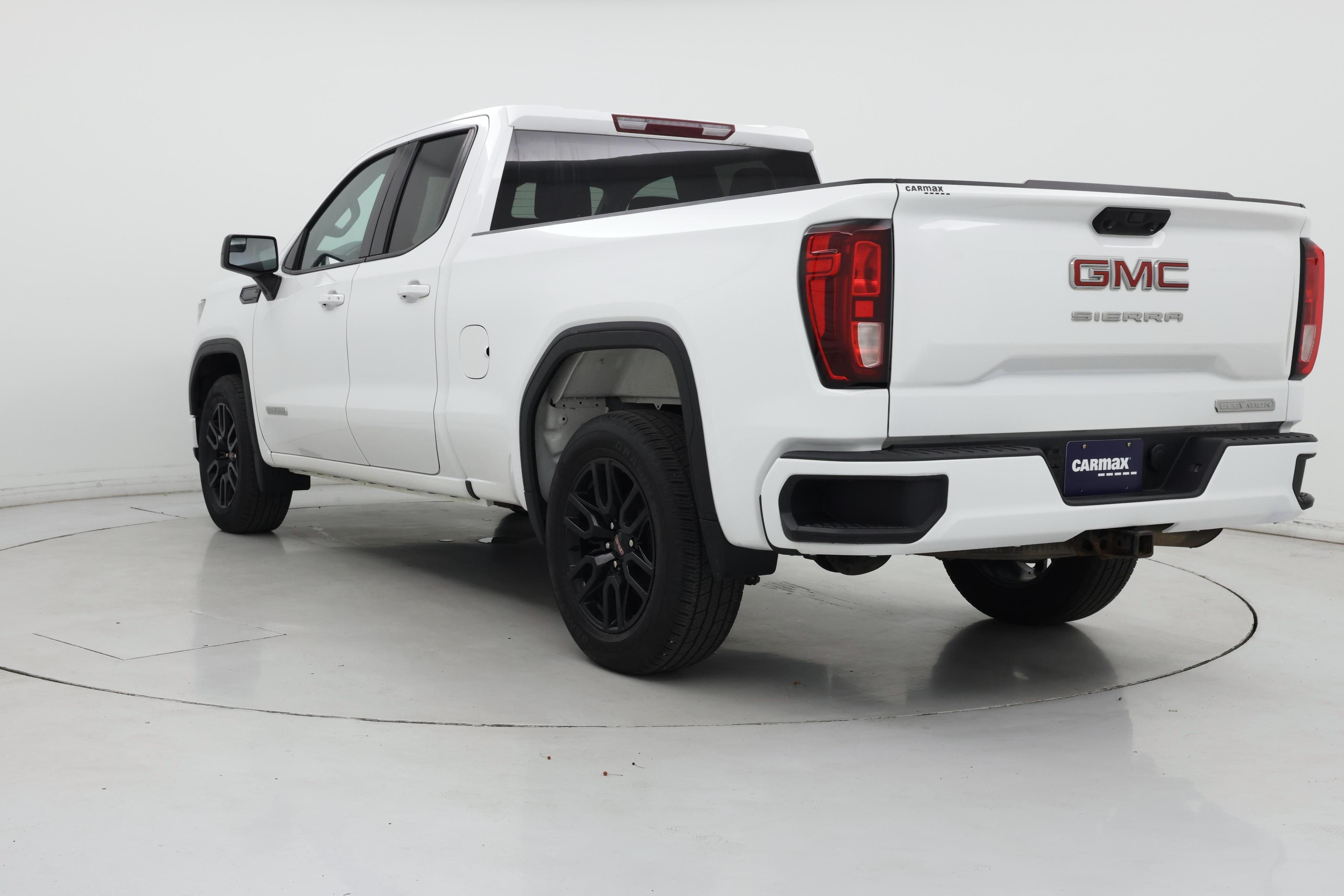 Thumbnail: 2023 GMC Sierra 1500 - 2