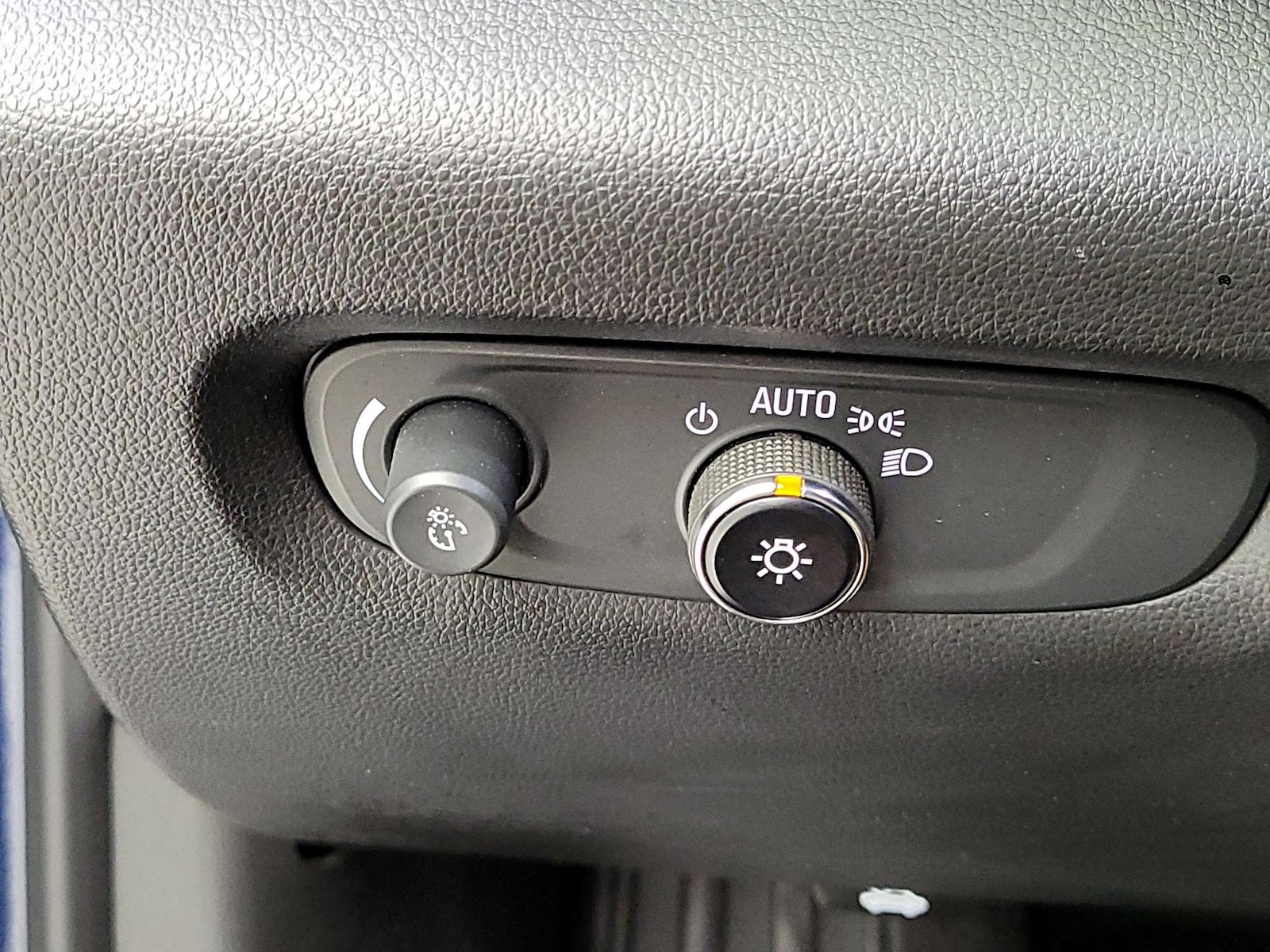 2023 Chevrolet Traverse 3LT - Photo 14