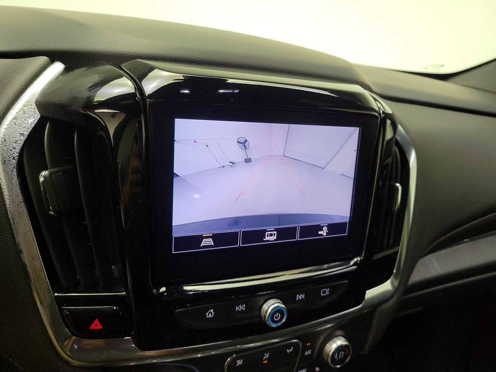 2023 Chevrolet Traverse 3LT - Photo 15