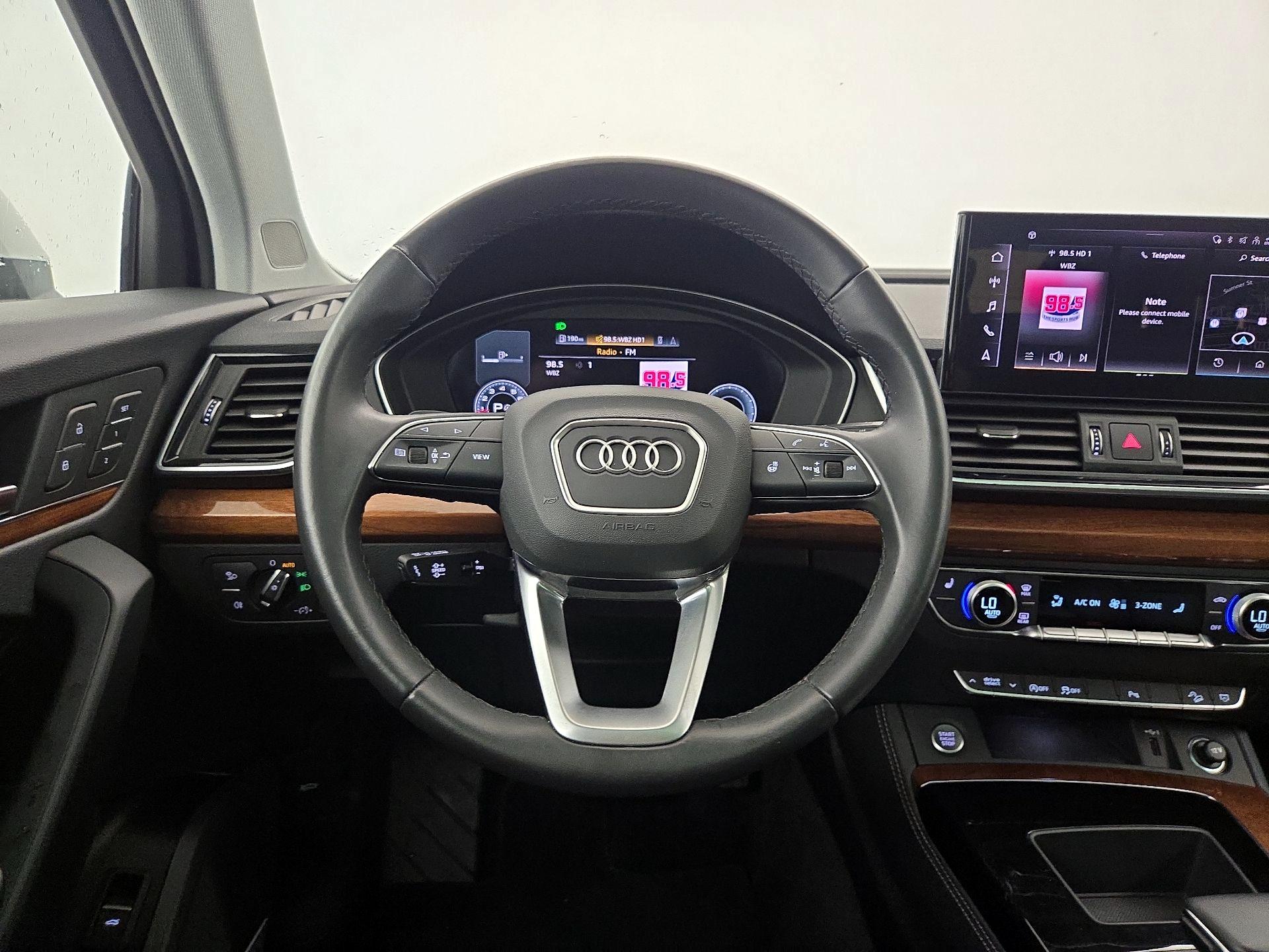 Thumbnail: 2023 Audi Q5 - 10