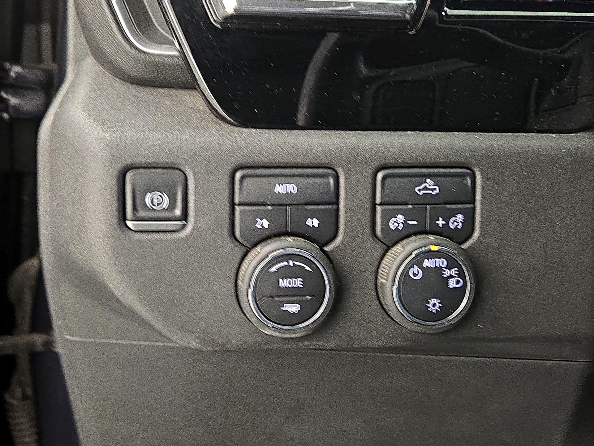Thumbnail: 2023 Chevrolet Silverado 1500 - 13