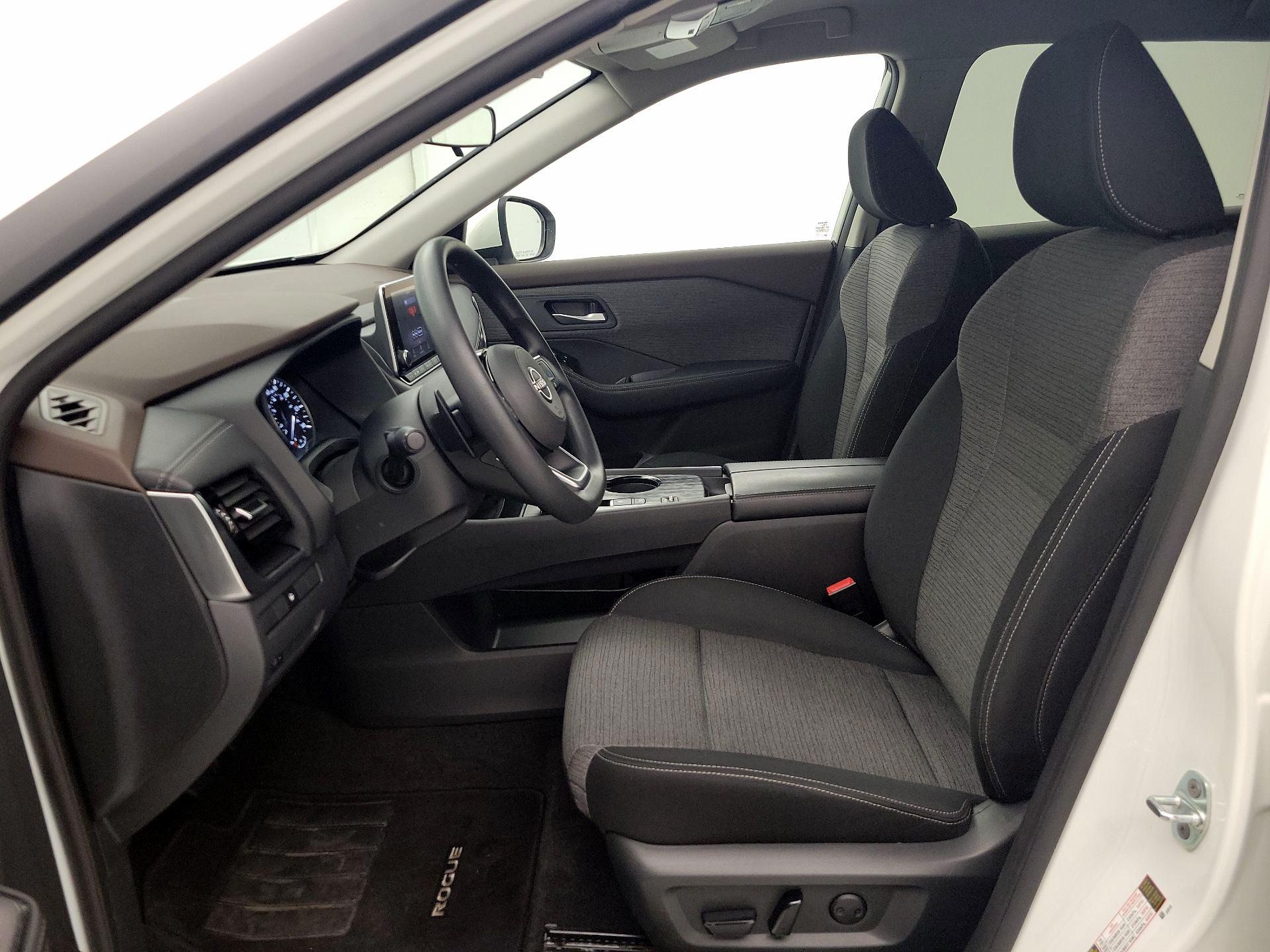 Thumbnail: 2023 Nissan Rogue - 11