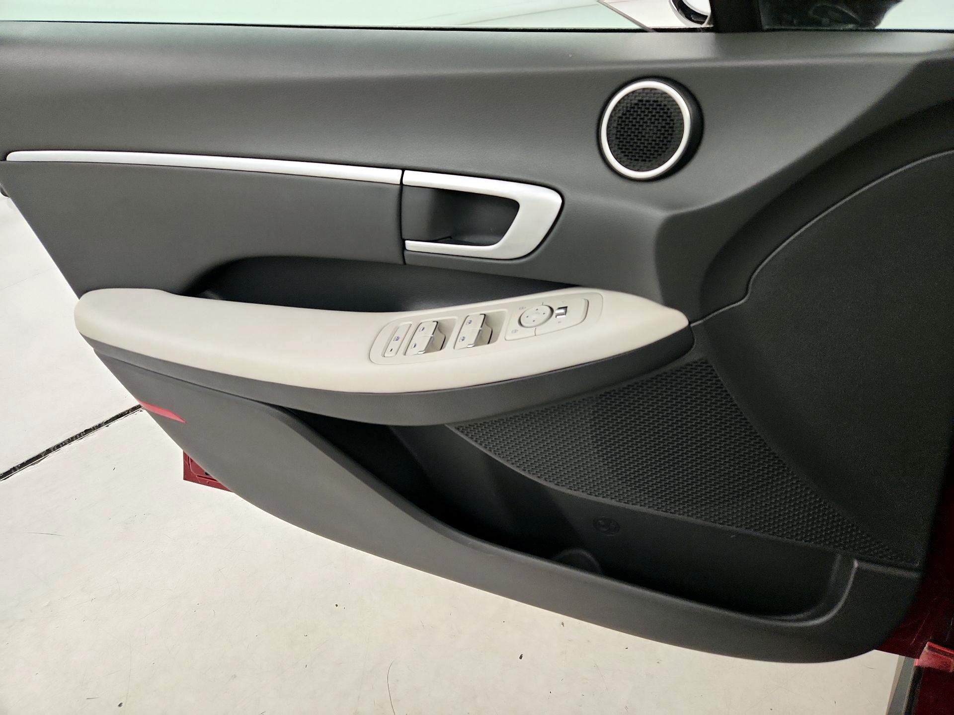 Thumbnail: 2025 Hyundai Sonata - 12