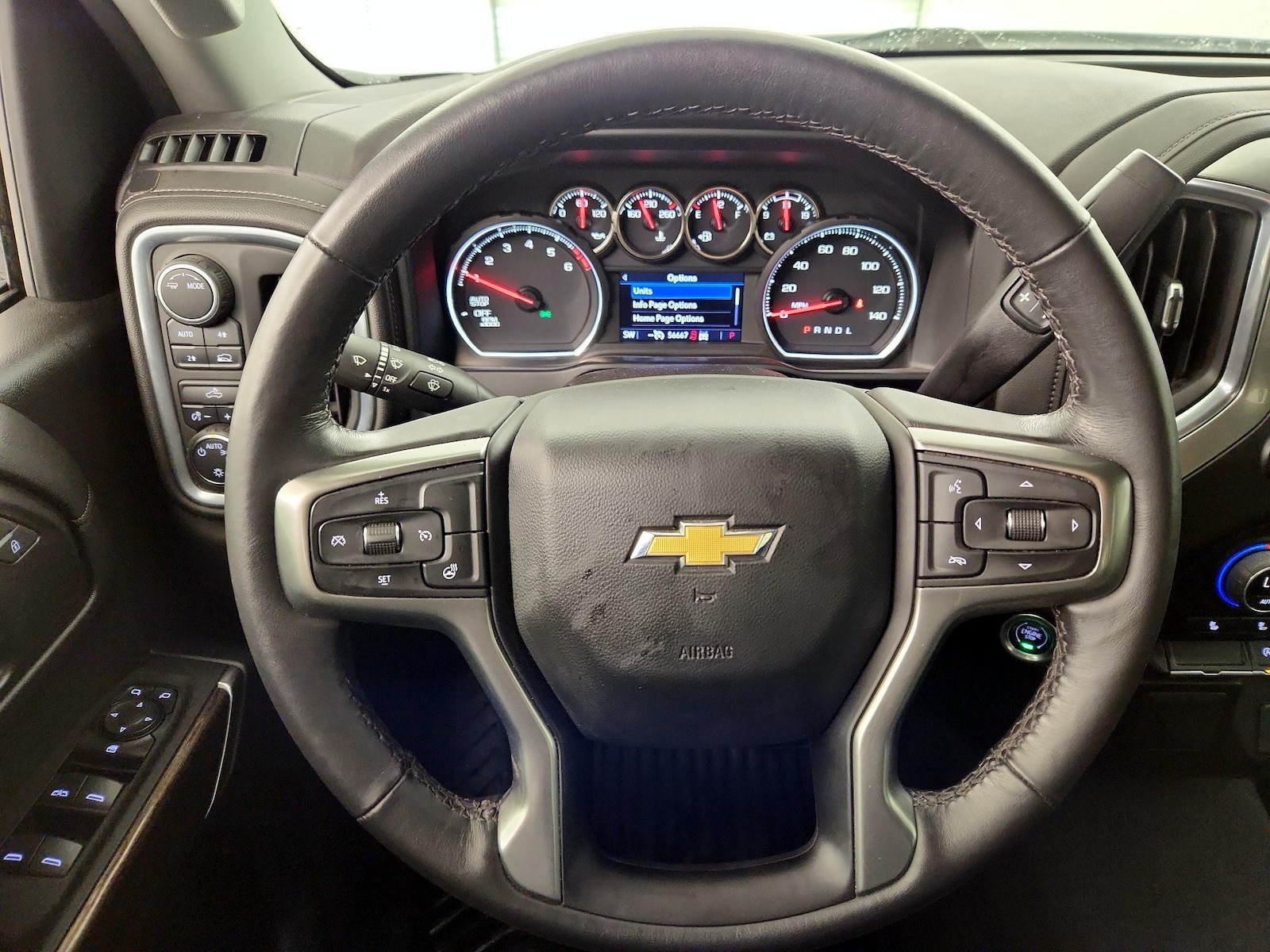 2021 Chevrolet Silverado 1500 LT - Photo 11