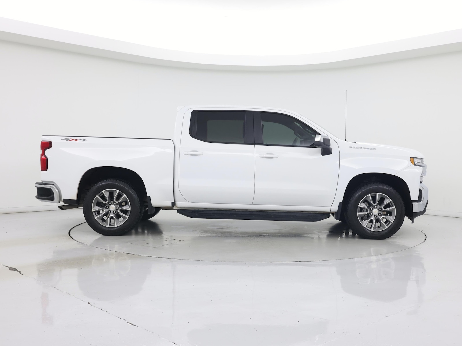 2021 Chevrolet Silverado 1500 LT - Photo 8