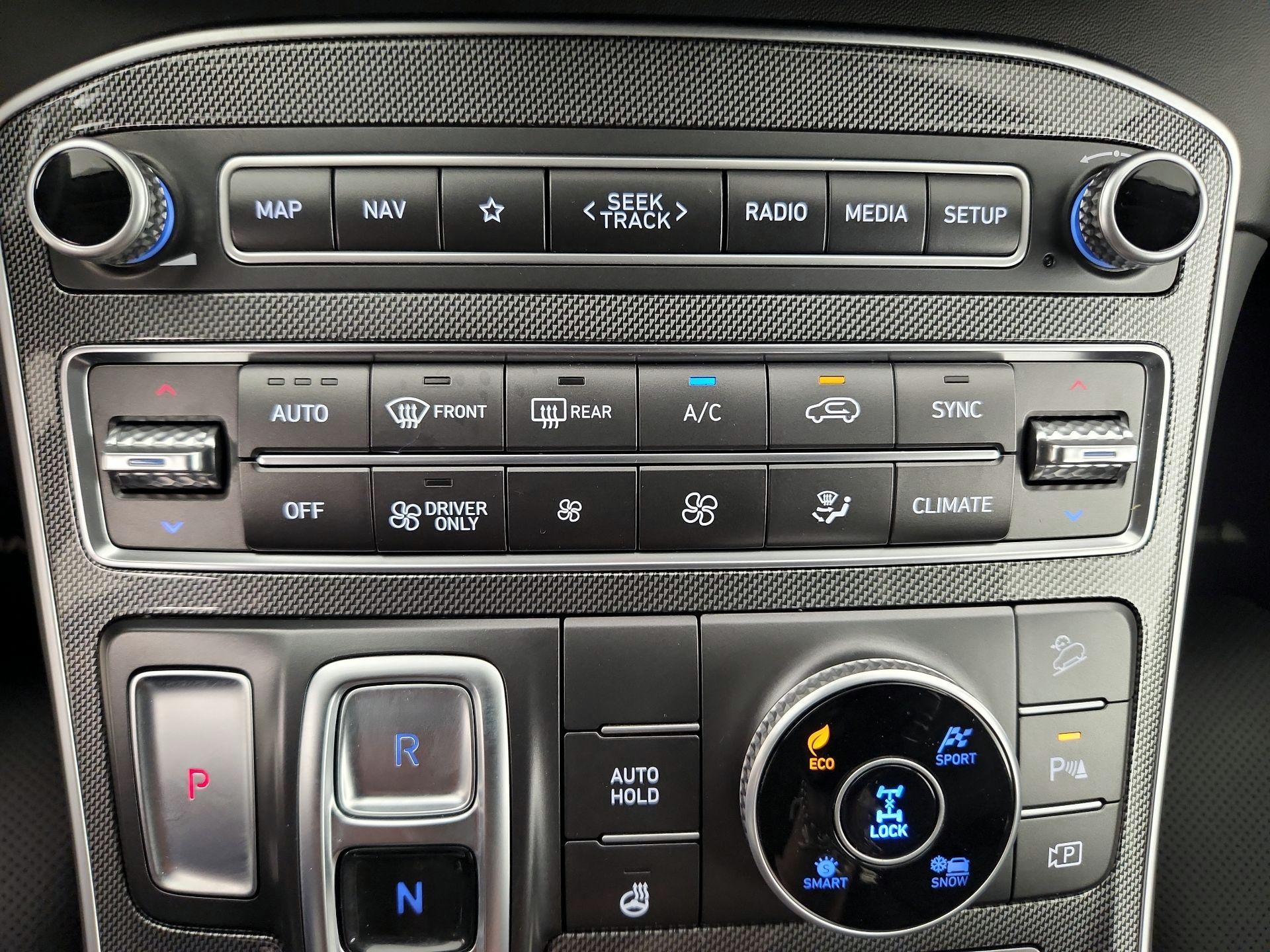 Thumbnail: 2023 Hyundai Santa Fe - 17