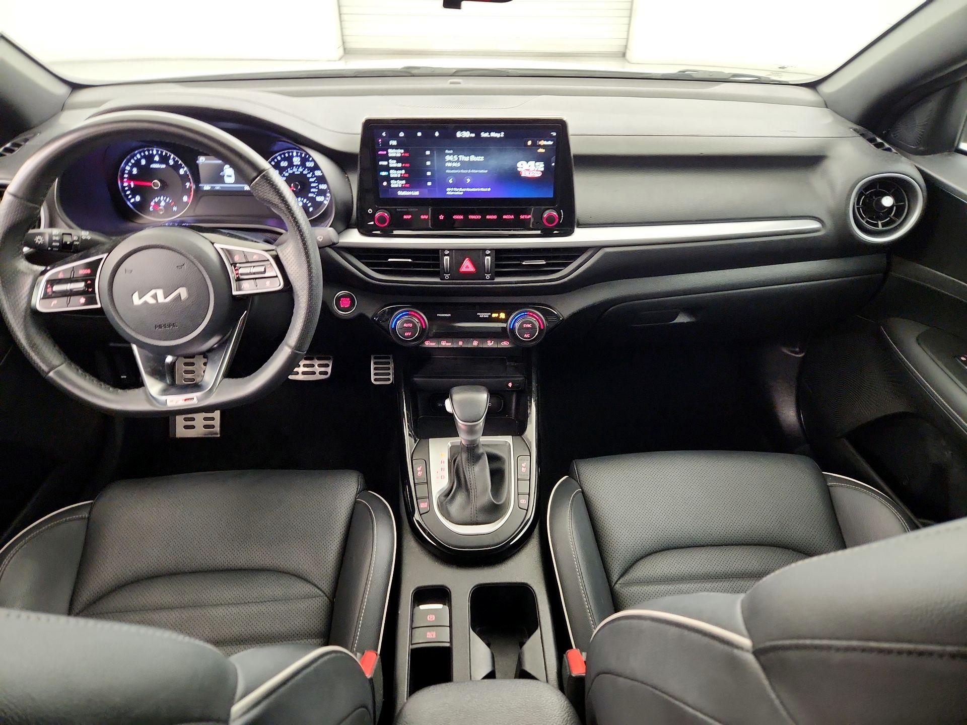 Thumbnail: 2024 Kia Forte - 9