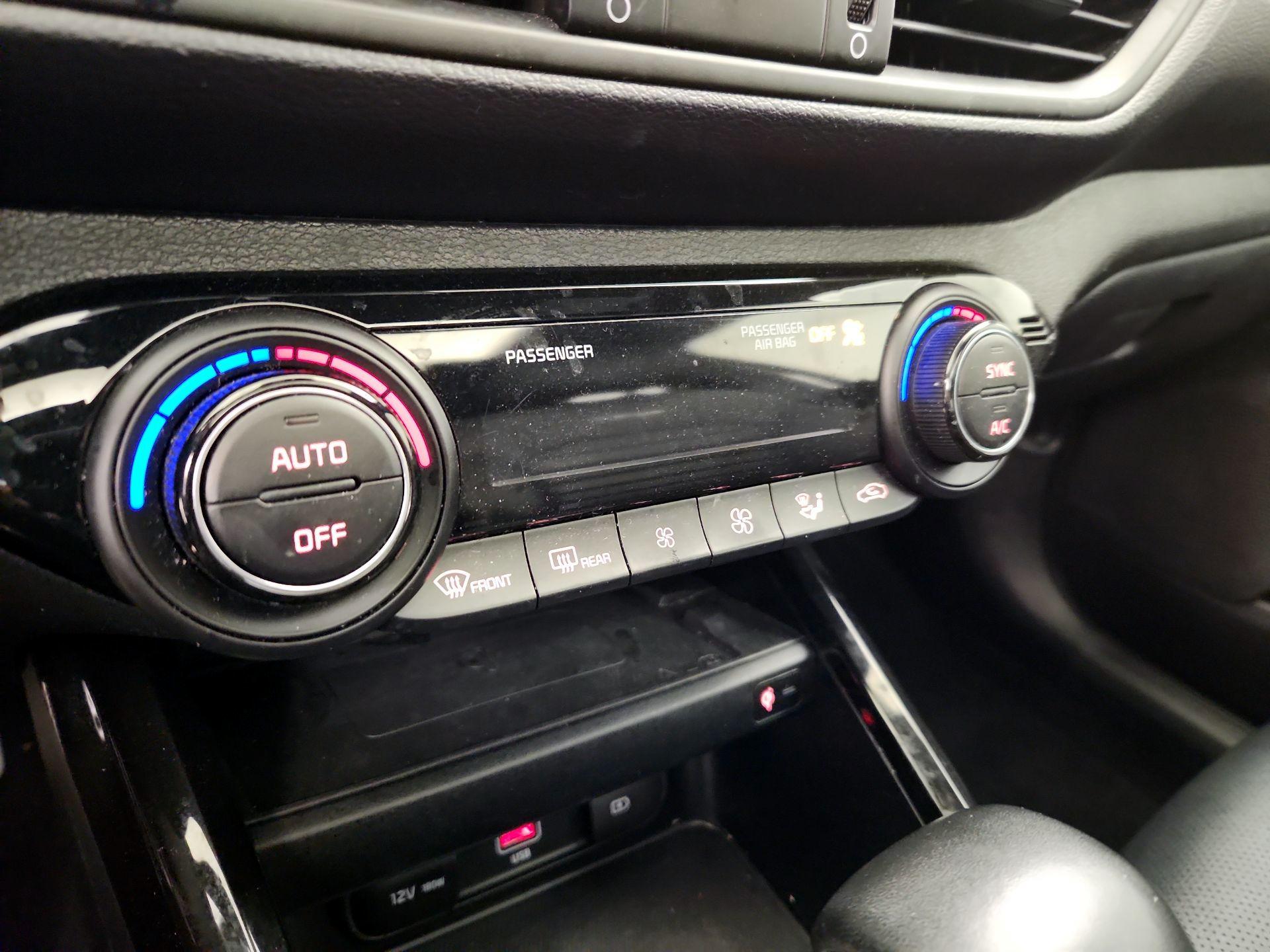 Thumbnail: 2024 Kia Forte - 17