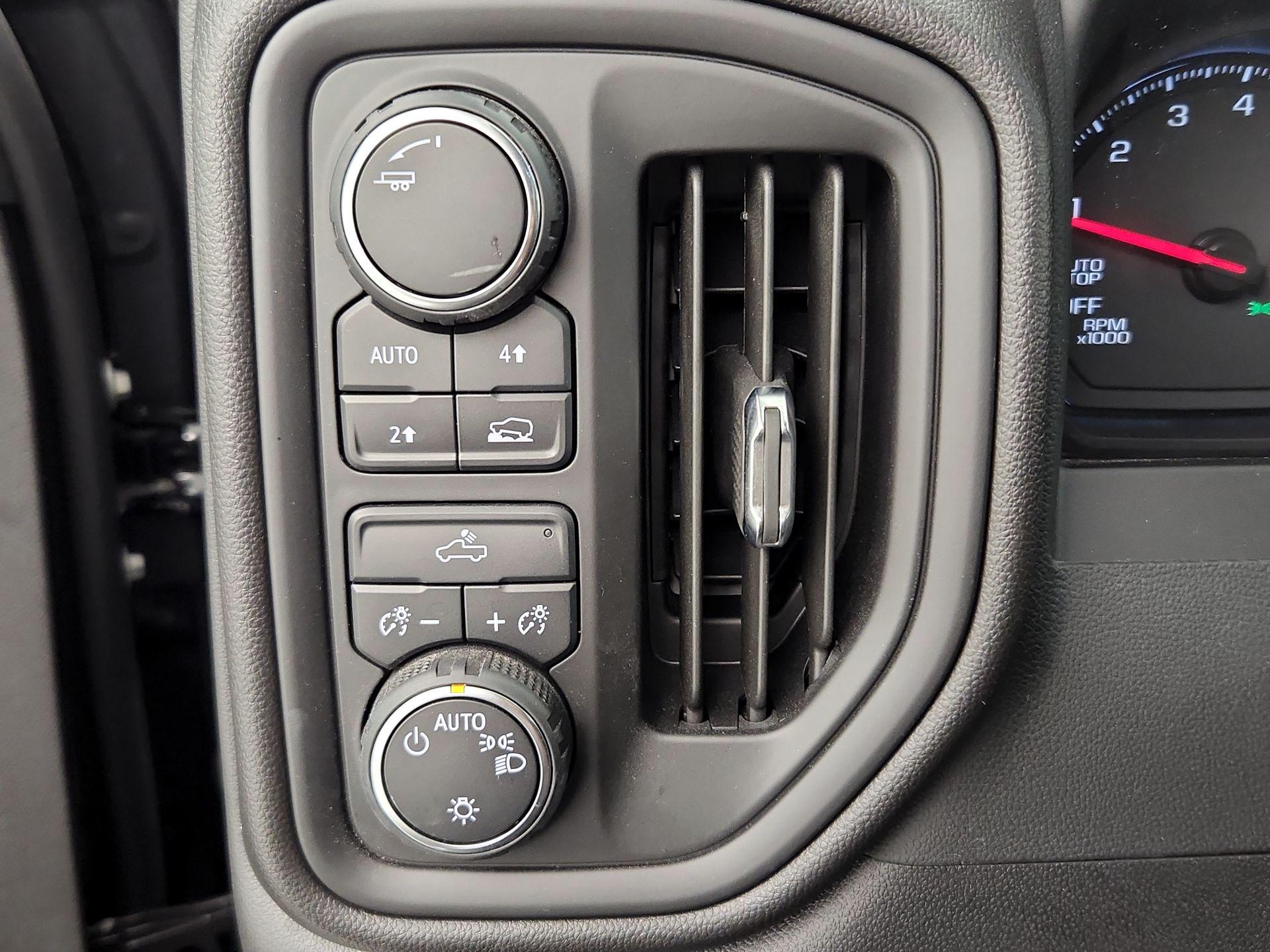 Thumbnail: 2024 Chevrolet Silverado 1500 - 13