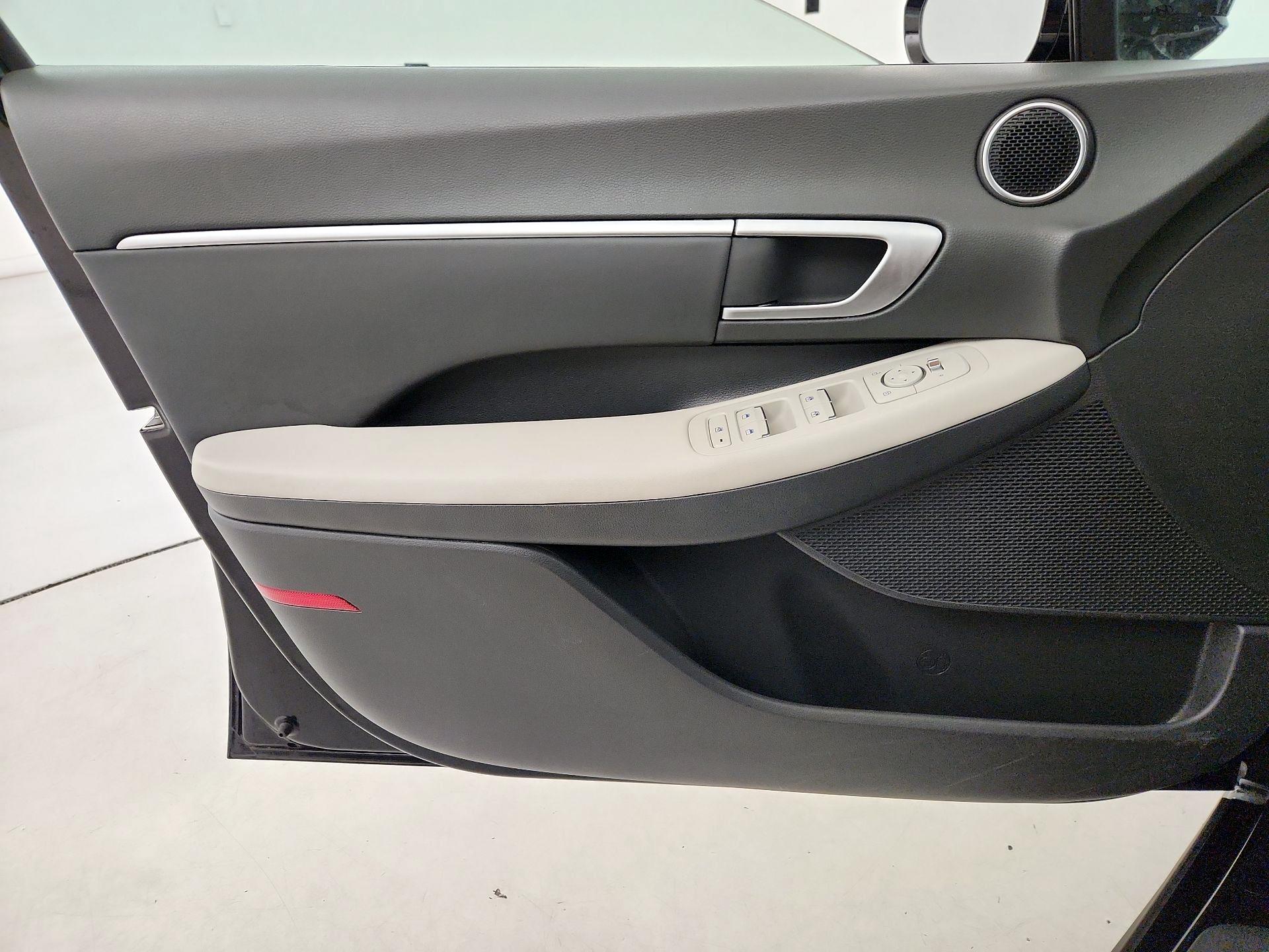 Thumbnail: 2025 Hyundai Sonata - 12