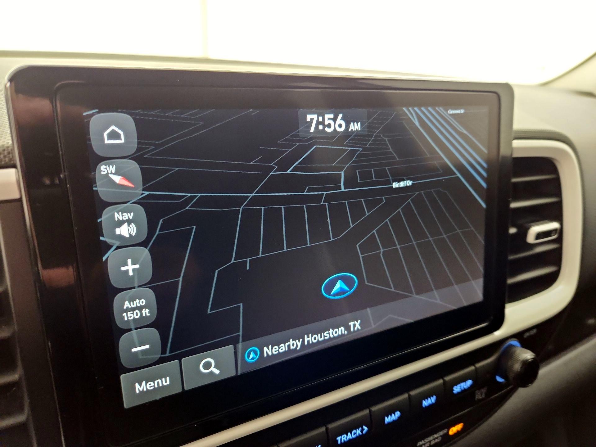 Thumbnail: 2023 Hyundai Venue - 14