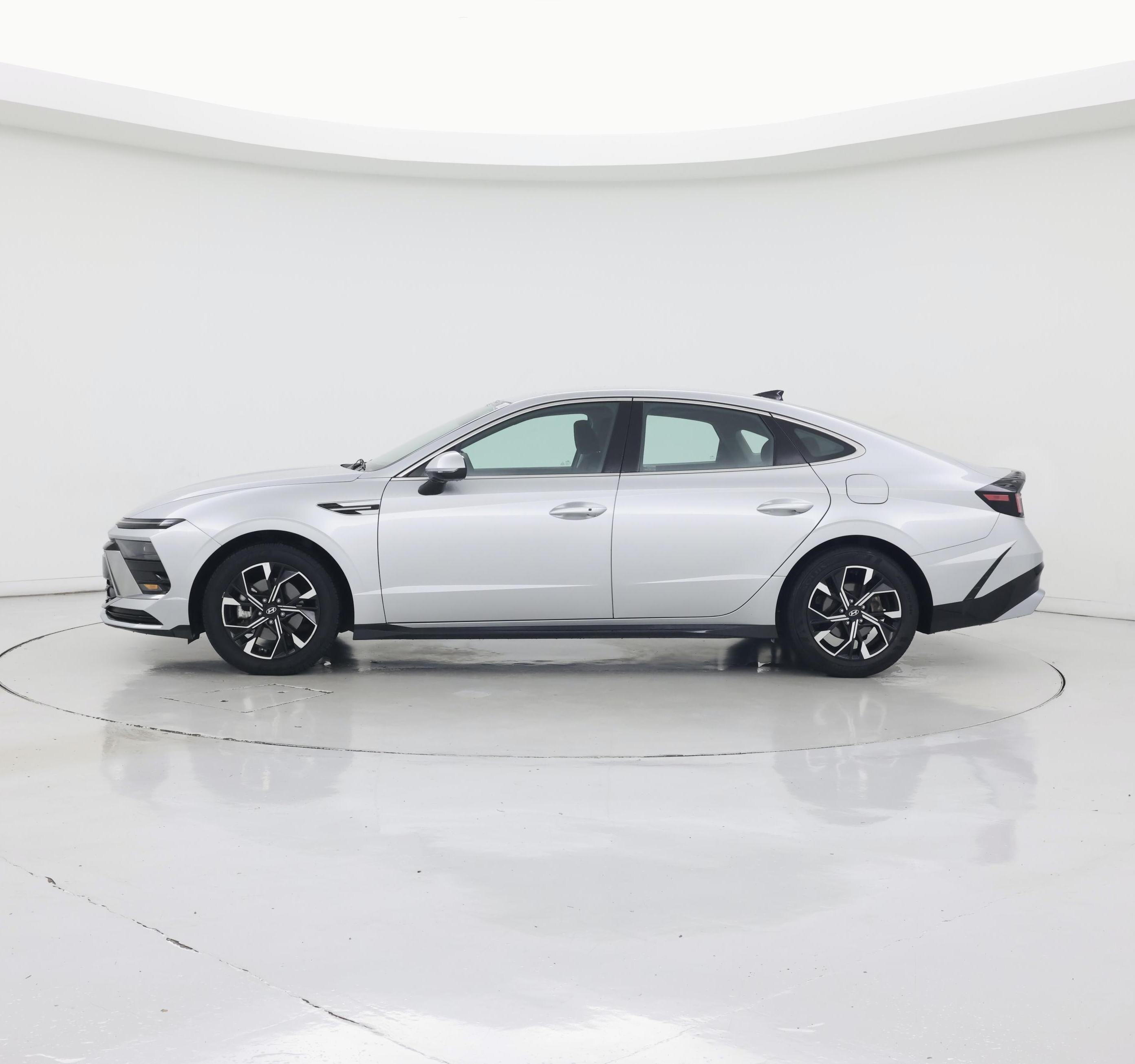 Thumbnail: 2025 Hyundai Sonata - 3