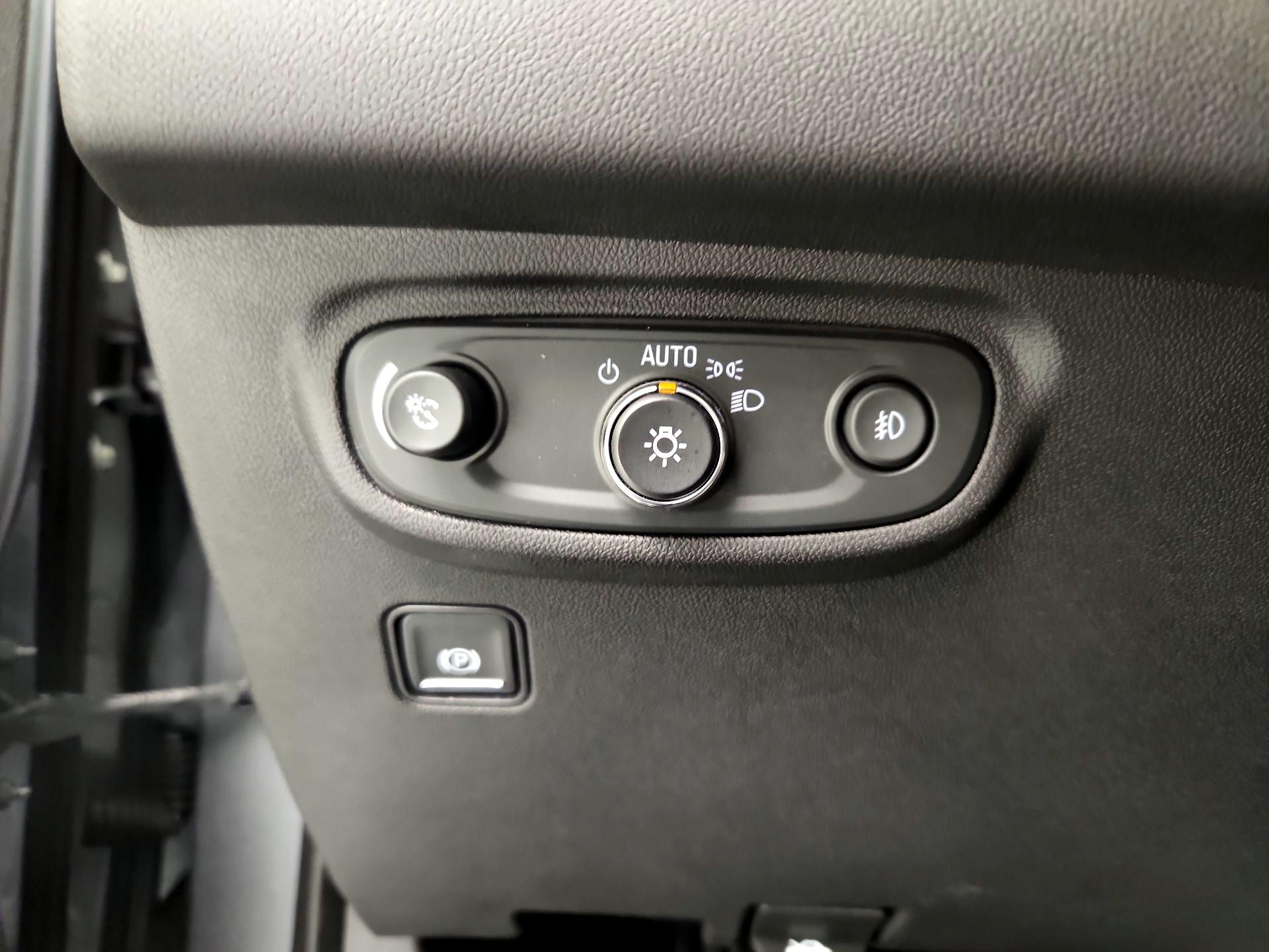 Thumbnail: 2020 GMC Terrain - 13