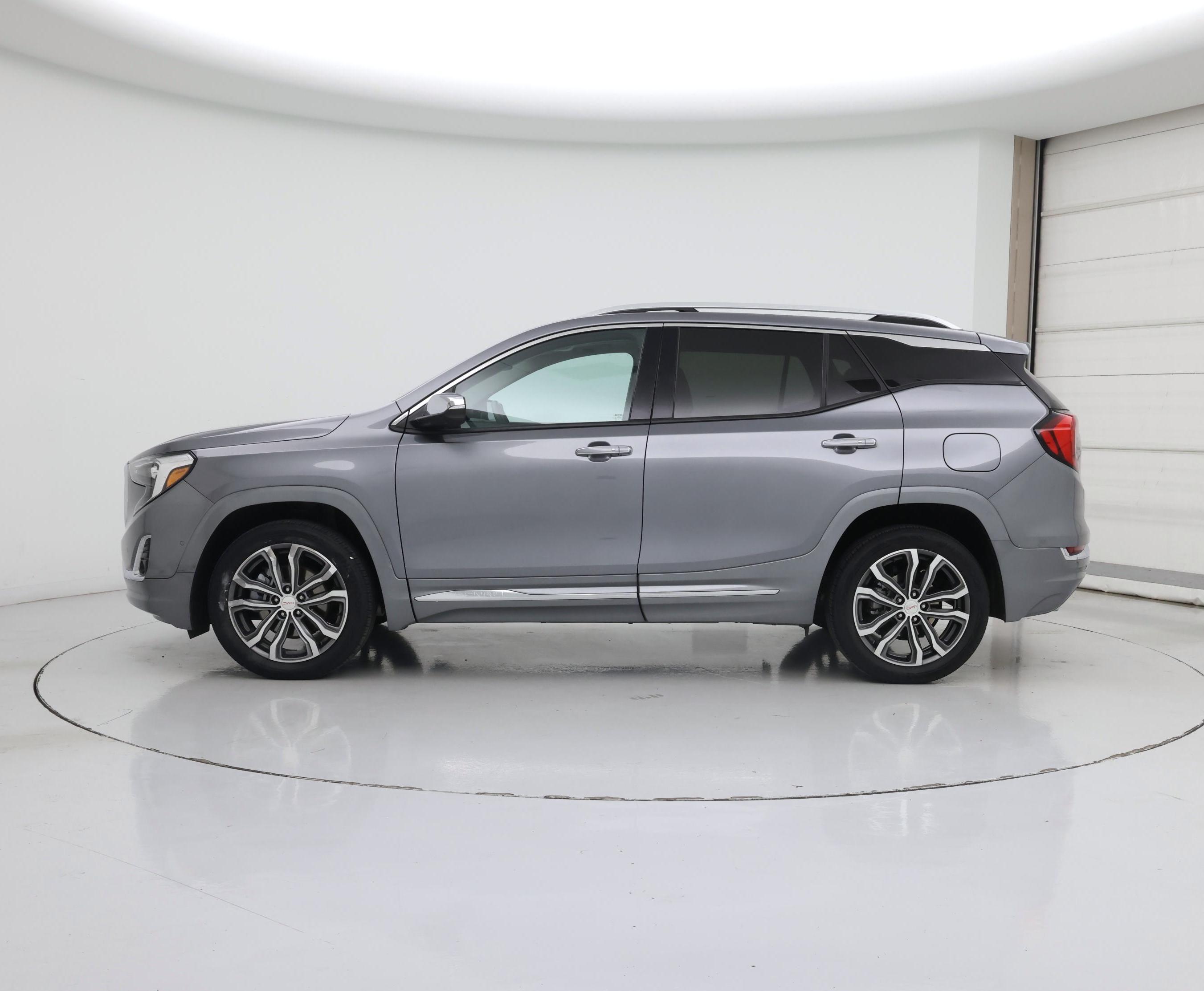 Thumbnail: 2020 GMC Terrain - 3