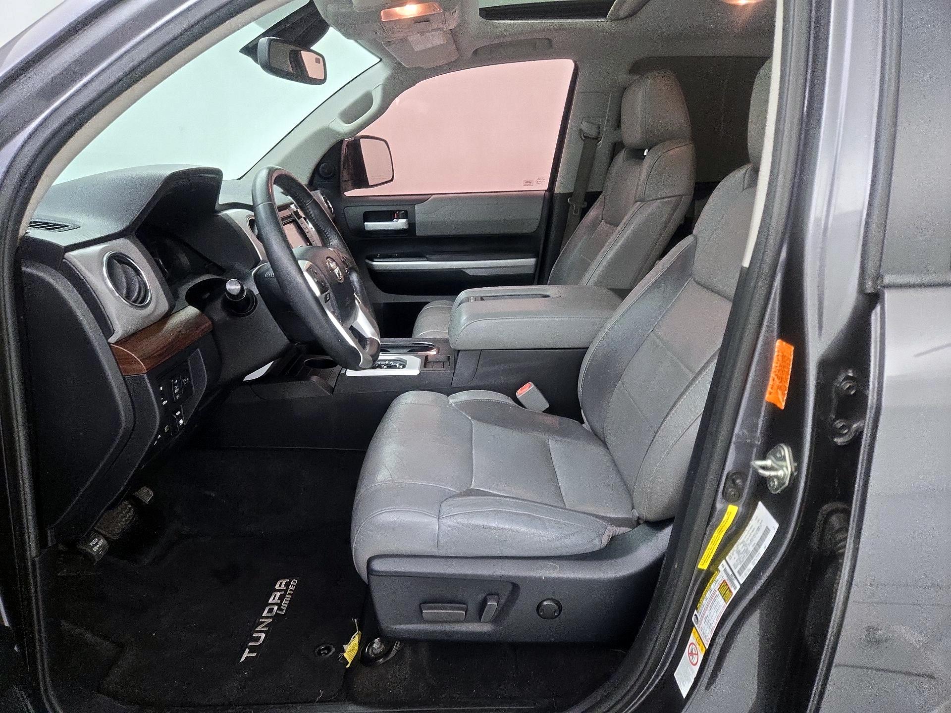 Thumbnail: 2018 Toyota Tundra - 11