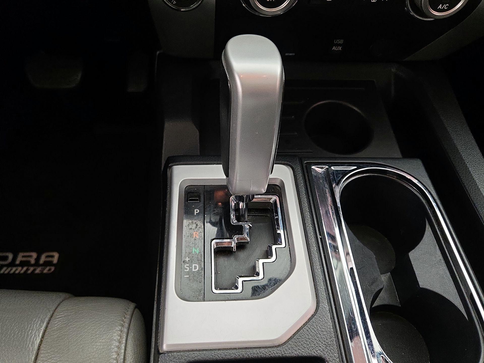 Thumbnail: 2018 Toyota Tundra - 17