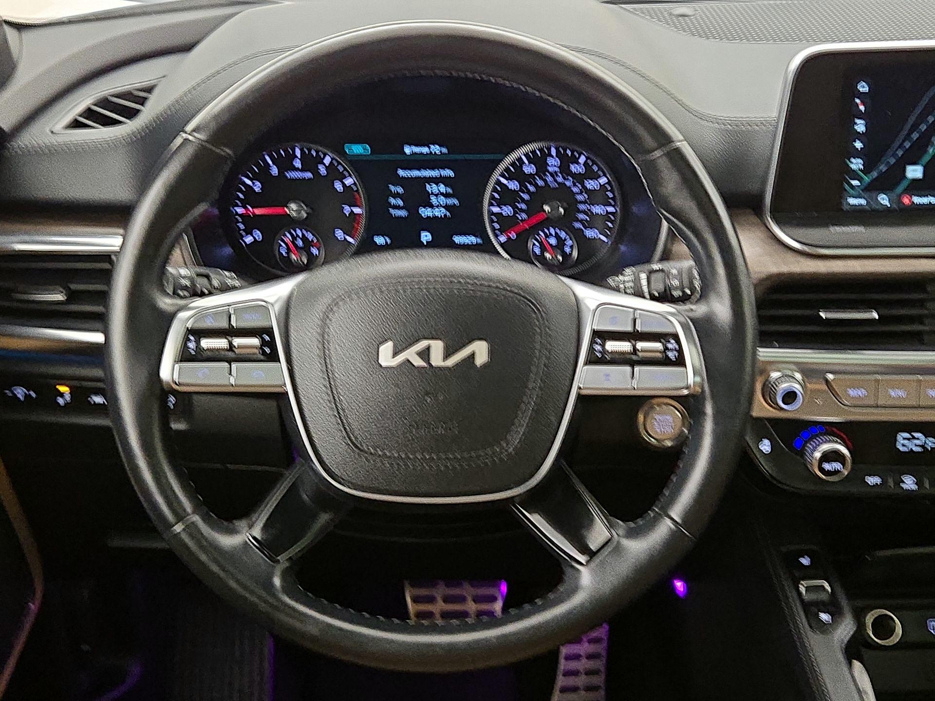 Thumbnail: 2022 Kia Telluride - 10