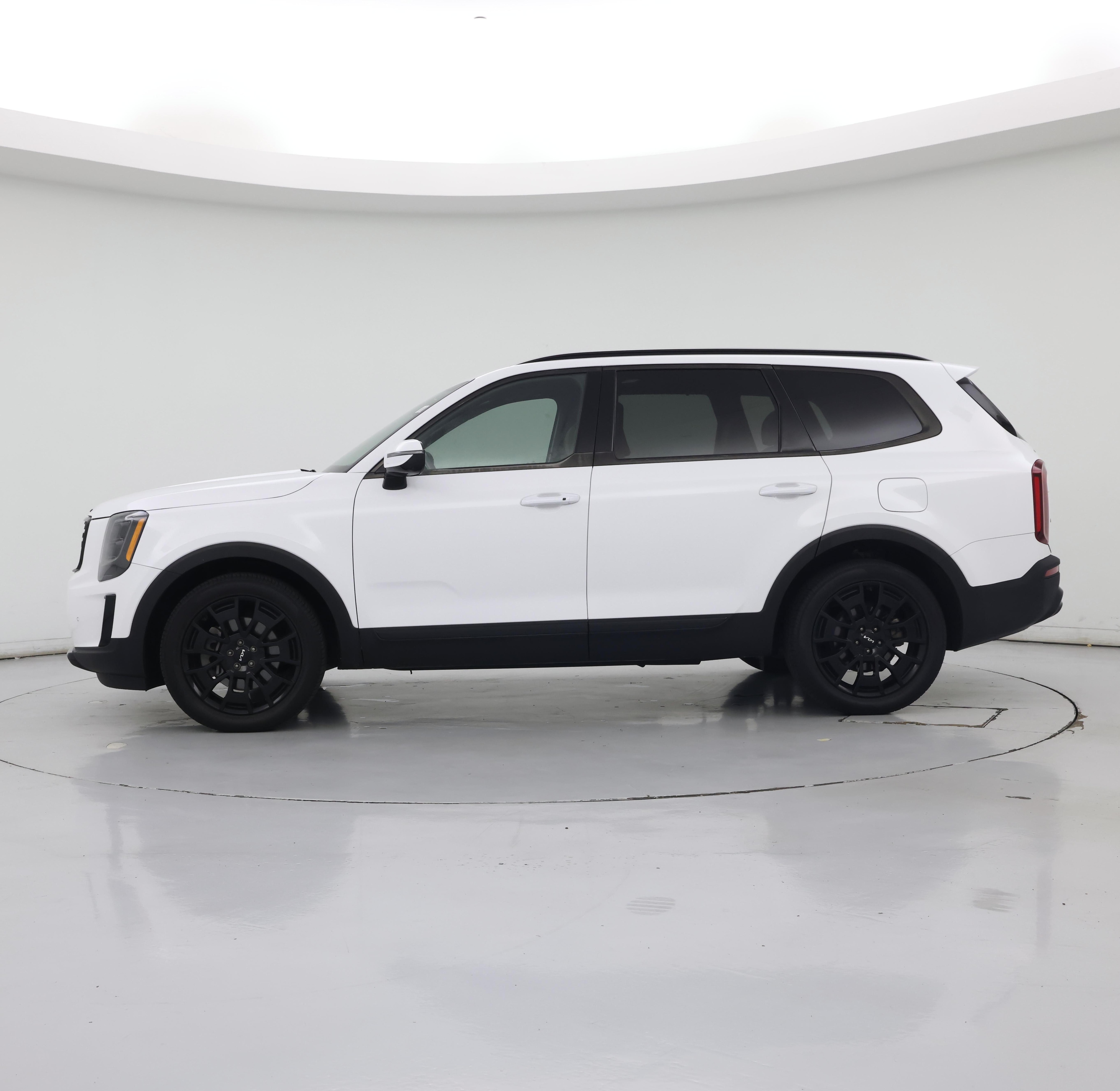 Thumbnail: 2022 Kia Telluride - 3