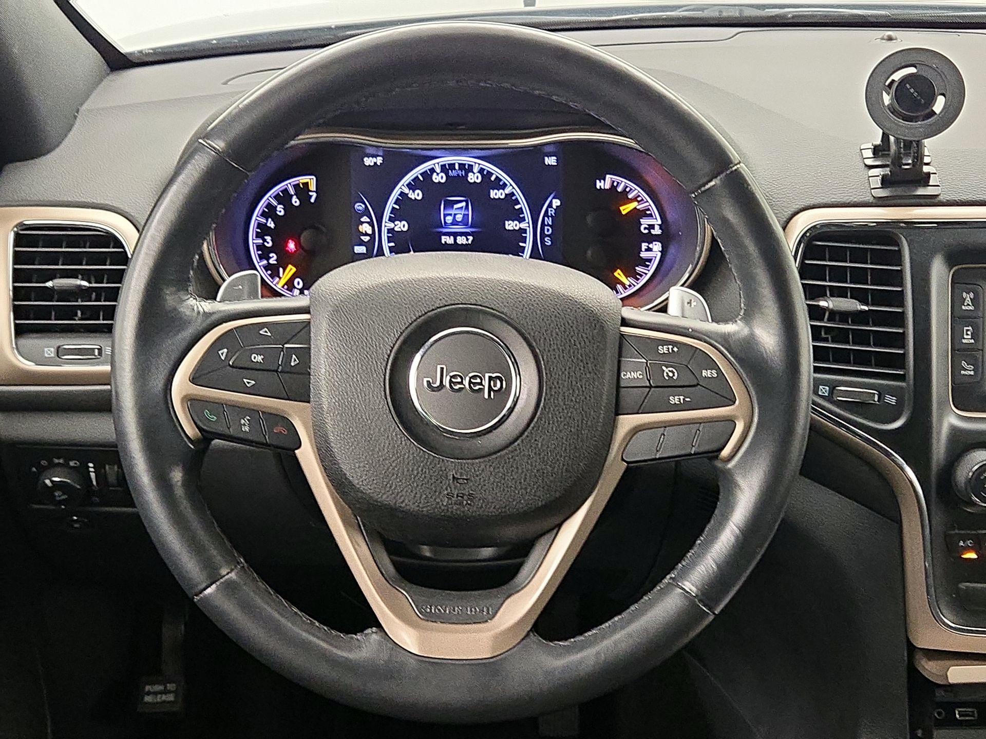 Thumbnail: 2015 Jeep Grand Cherokee - 10
