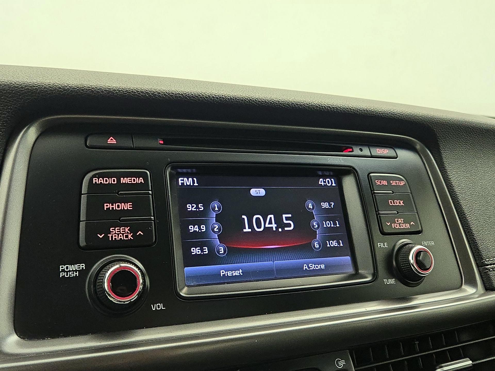 Thumbnail: 2016 Kia Optima - 15