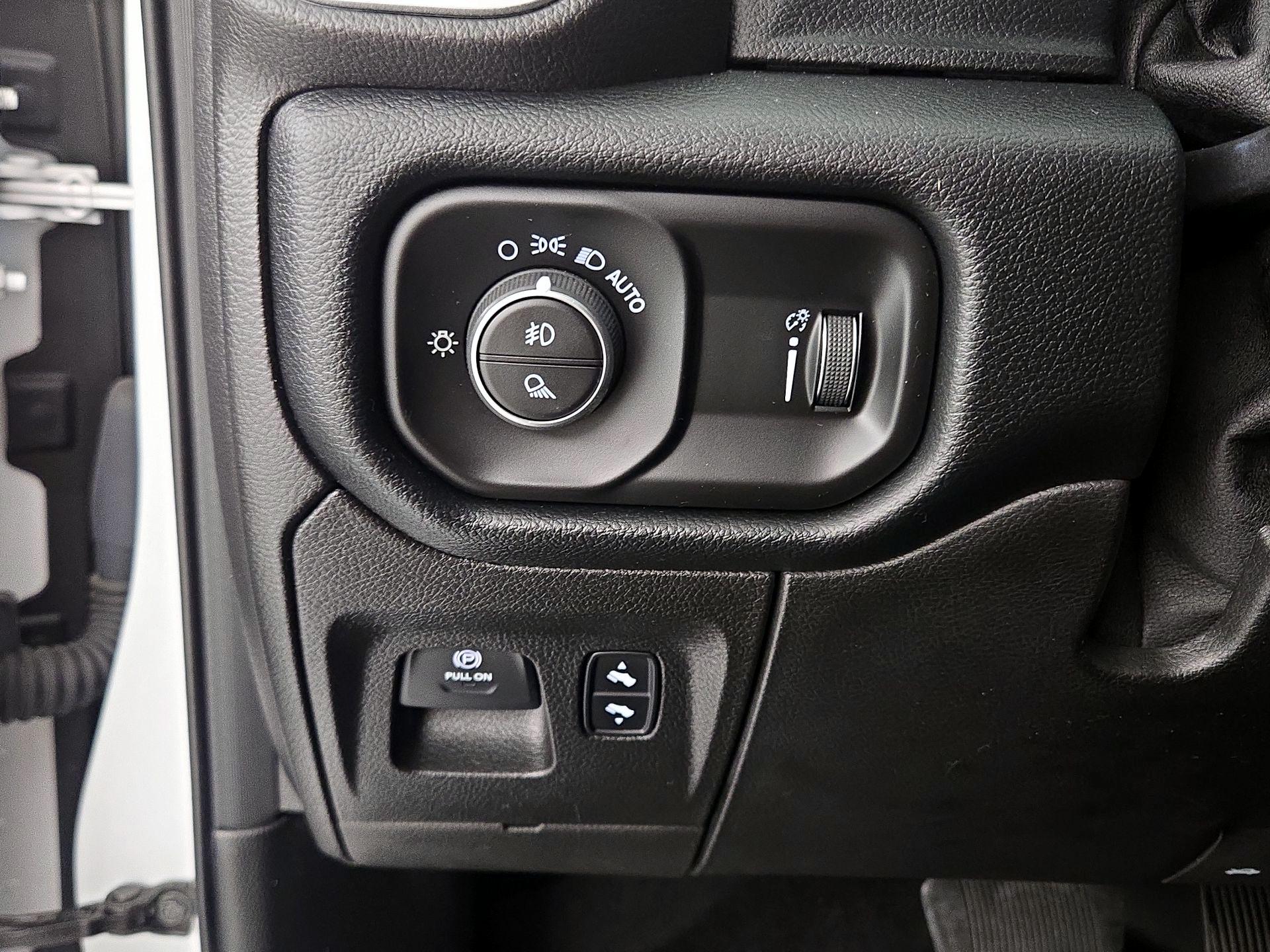 Thumbnail: 2020 RAM 1500 - 13