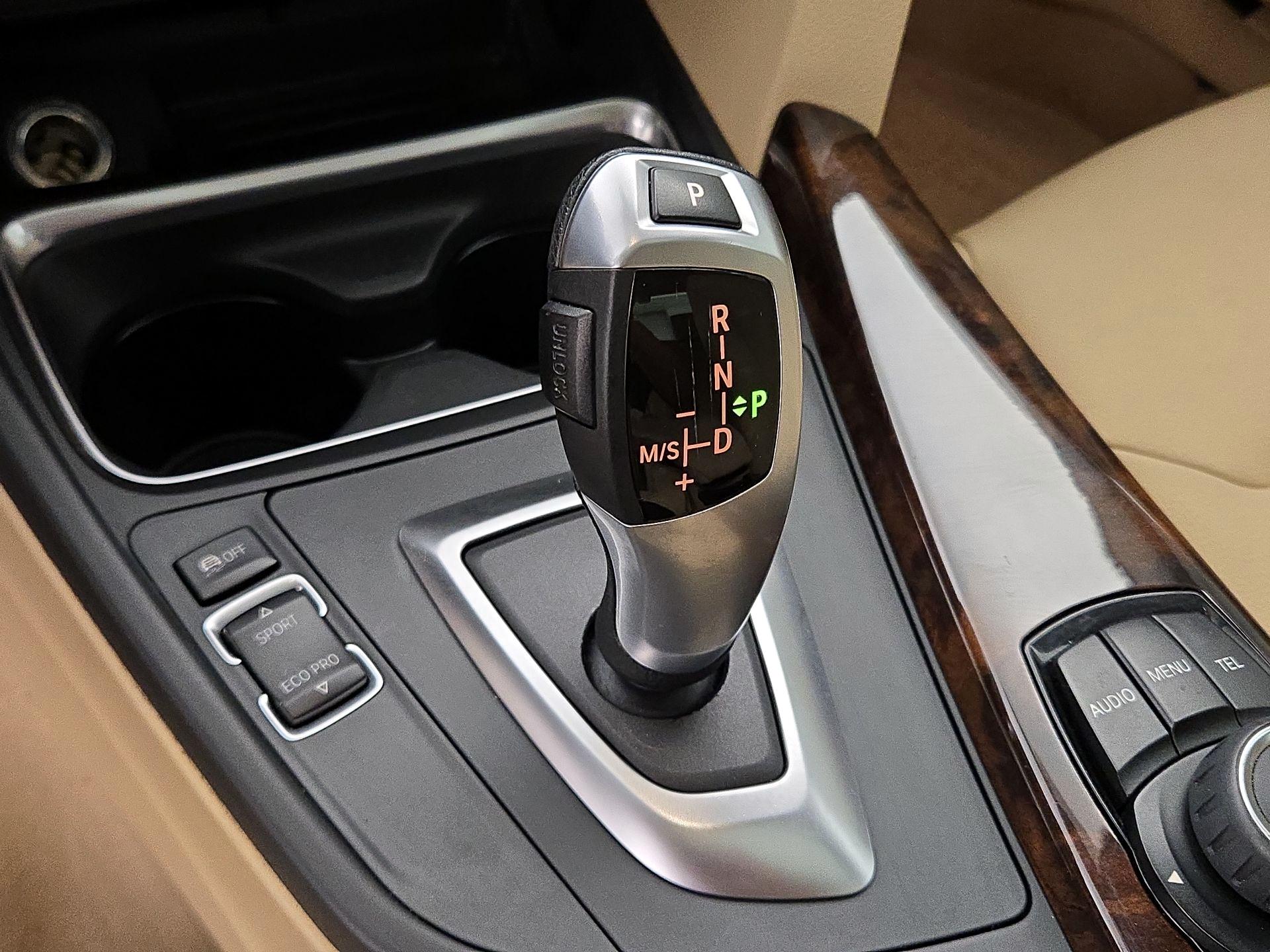 Thumbnail: 2014 BMW 3 Series - 16